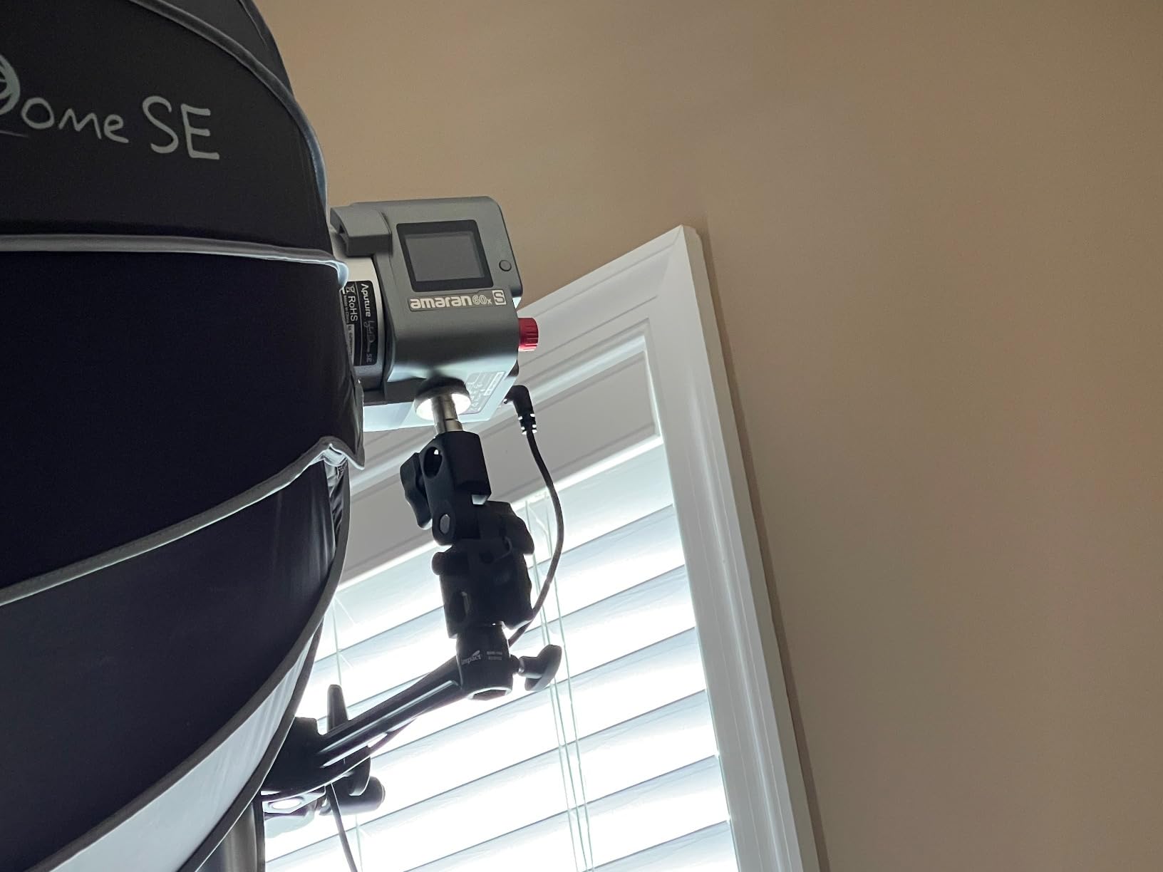 Aputure amaran COB 60xS Video Lighting amaran 60x Upgrade bi-Color Bowens Mount Point-Source LED Studio Light, SSI (D56) of 87, 33,300 lux @ 1m,App Control,9 Lighting FX (amaran 60x S) customer photo 2