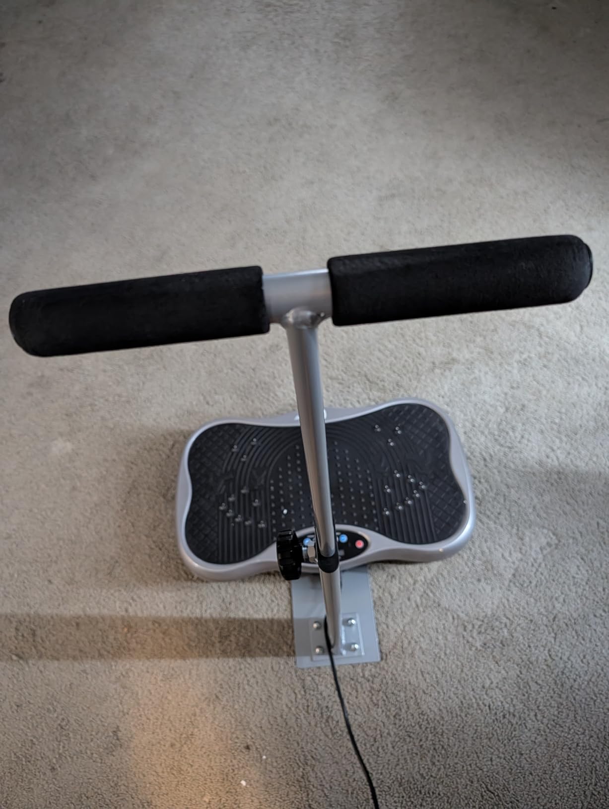 Lifepro TrimLite Vibration Plate Exercise Machine with Handlebars - Whole Body Vibration Platform for Lymphatic Drainage & Weight Loss - 99 Speed Levels, Bluetooth Speaker, Resistance Bands & Remote customer photo 1