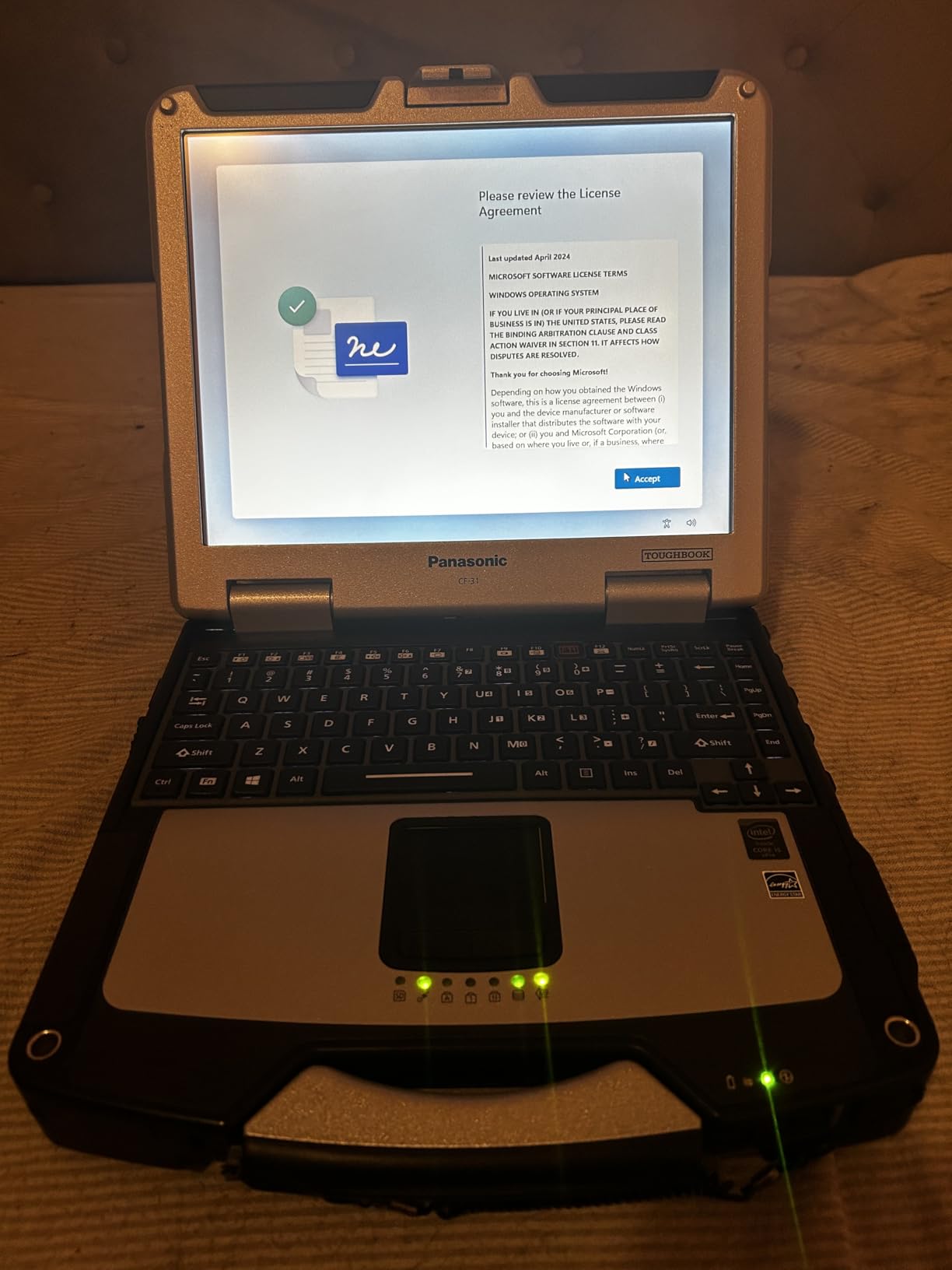 Toughbook Panasonic CF-31 MK5, Intel i5-5300U @2.3GHz, 13.1-inch LED Touchscreen, 16GB, 1TB SSD, Windows 11 Pro, WiFi, Bluetooth, DVD, 4G LTE, Backlit Keyboard, Black (Renewed) customer photo 4