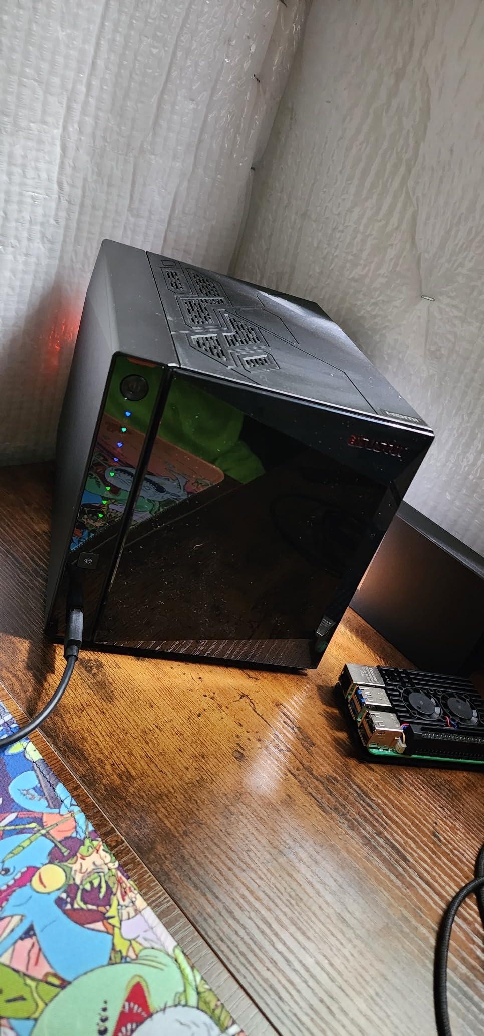 ASUSTOR AS5404T 4 Bay NAS, Intel Quad-Core 2.0GHz CPU, 4x M.2 NVMe SSD Slots, 2x 2.5GbE Ports, 4GB DDR4 RAM customer photo 1