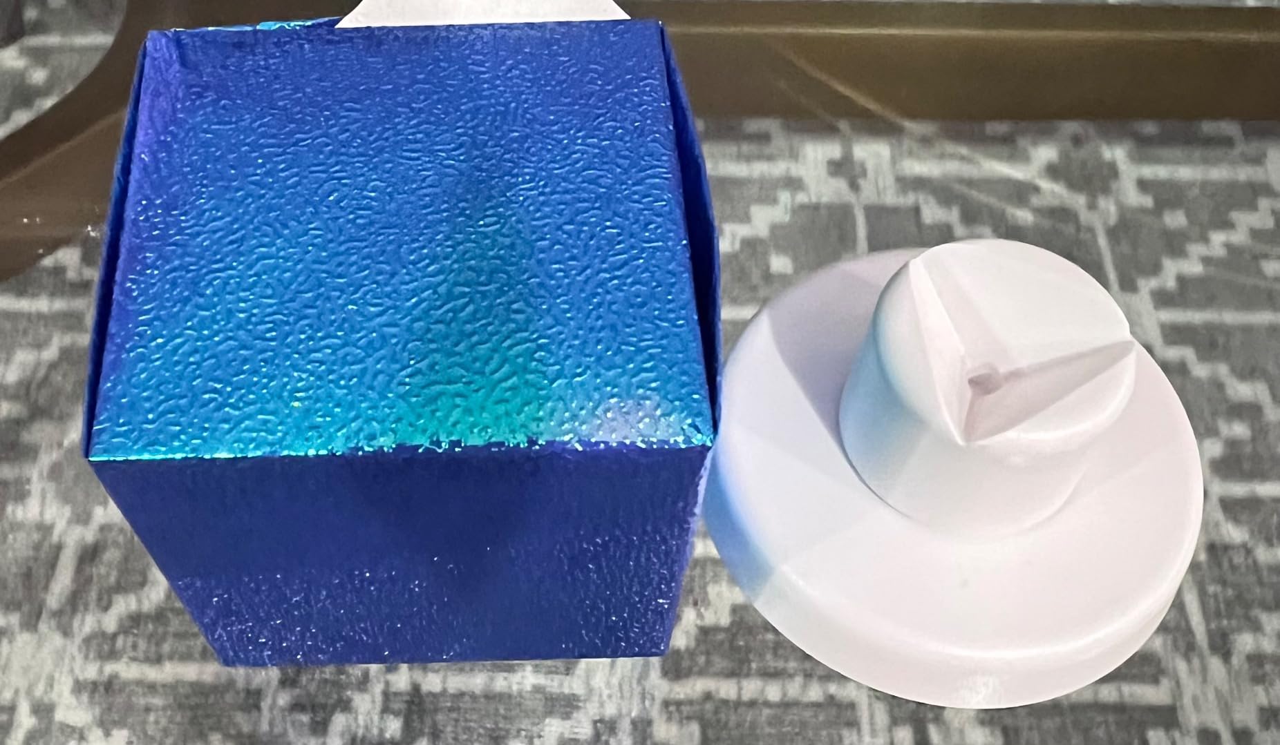 Color Mixing Cube with Display Stand - 2 Inch (50mm) Cyan, Yellow, & Magenta Acrylic Prism Optical Physics Desk Decor - Satisfying Silent Fidget Toy customer photo 2