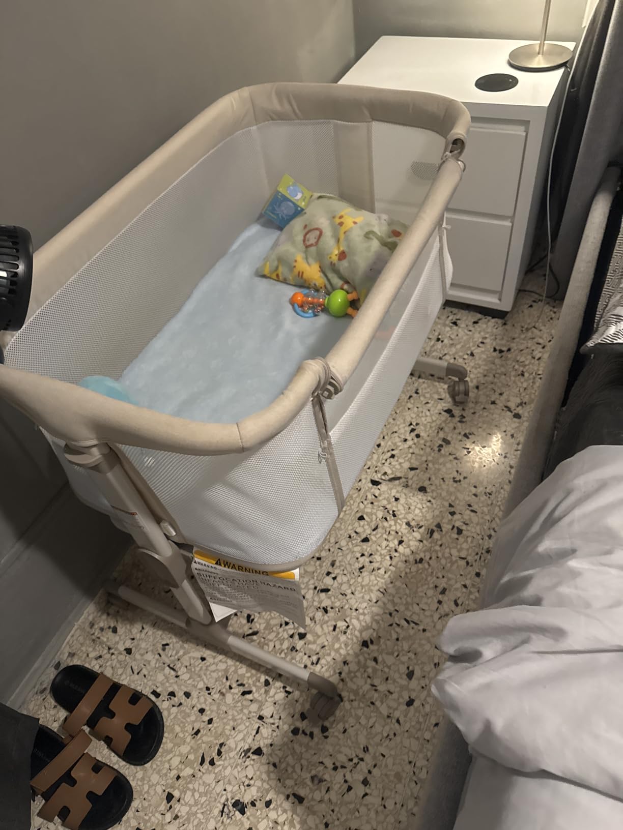 Fodoss Baby Bassinets Bedside Sleeper - All Mesh Bedside Bassinet with Wheels, 7 Height Adjustable Baby Bassinet for Infants, Beige customer photo 2
