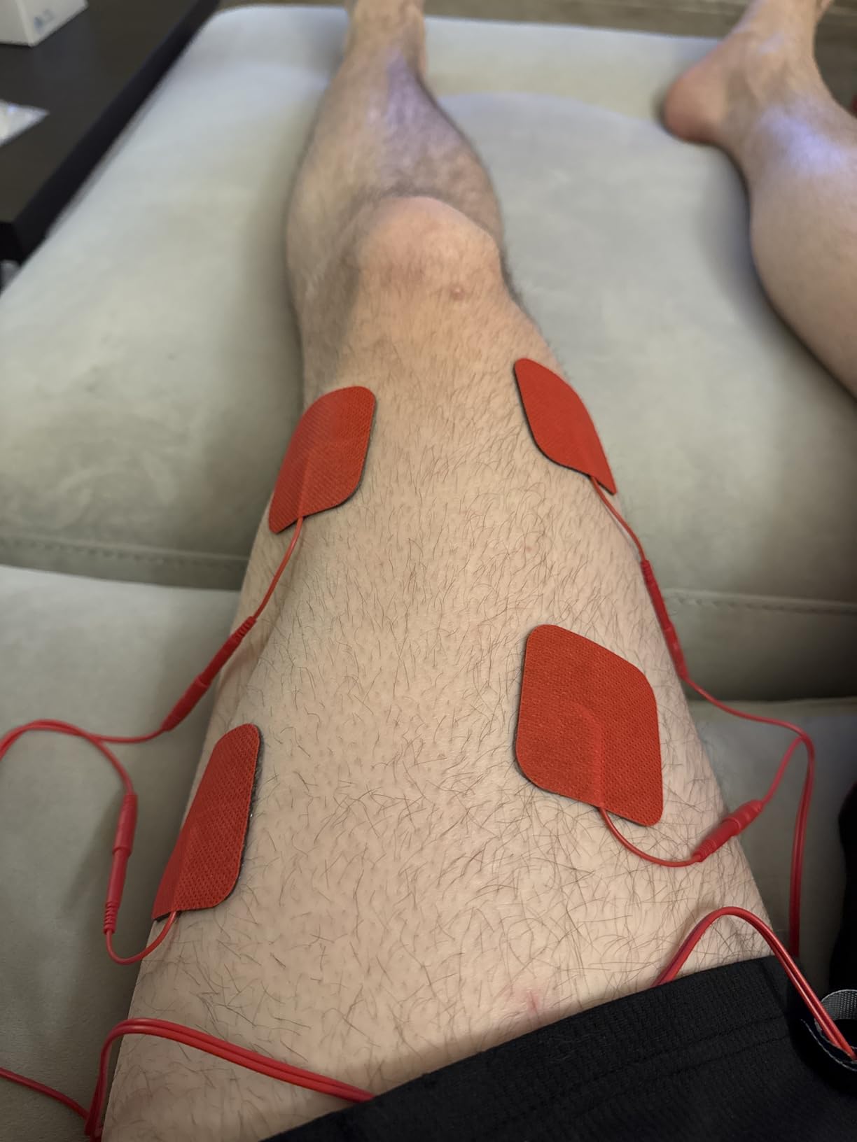 NEOCARBON TENS Unit Muscle Stimulator Pro for Back Pain Relief, Shoulder Recovery and Physical Therapy, Electronic EMS Massager Machine with PMS Pulse for Effective Shock Therapy, Red customer photo 2