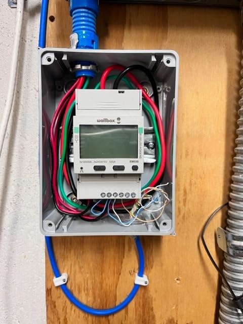 Wallbox Power Meter - Smart Home Clamp, 2-Phase up to 250 Amps, UL Listed, for Energy Management Solutions (Enables Solar EV Charging) customer photo 1