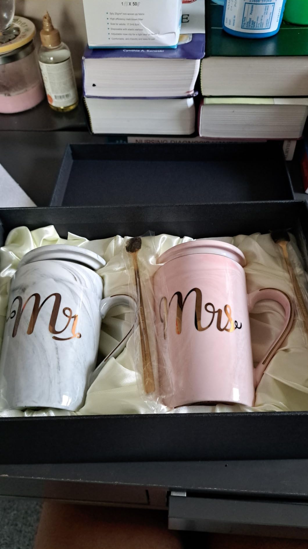 Biching Wedding Gifts for Couples 2026, Couple Gift for Anniversary - 14oz Ceramic Marble Mr and Mrs Mugs Set, Present for Bridal Shower Engagement Bride and Groom, with Greeting Card, Luxury Gift Box customer photo 2