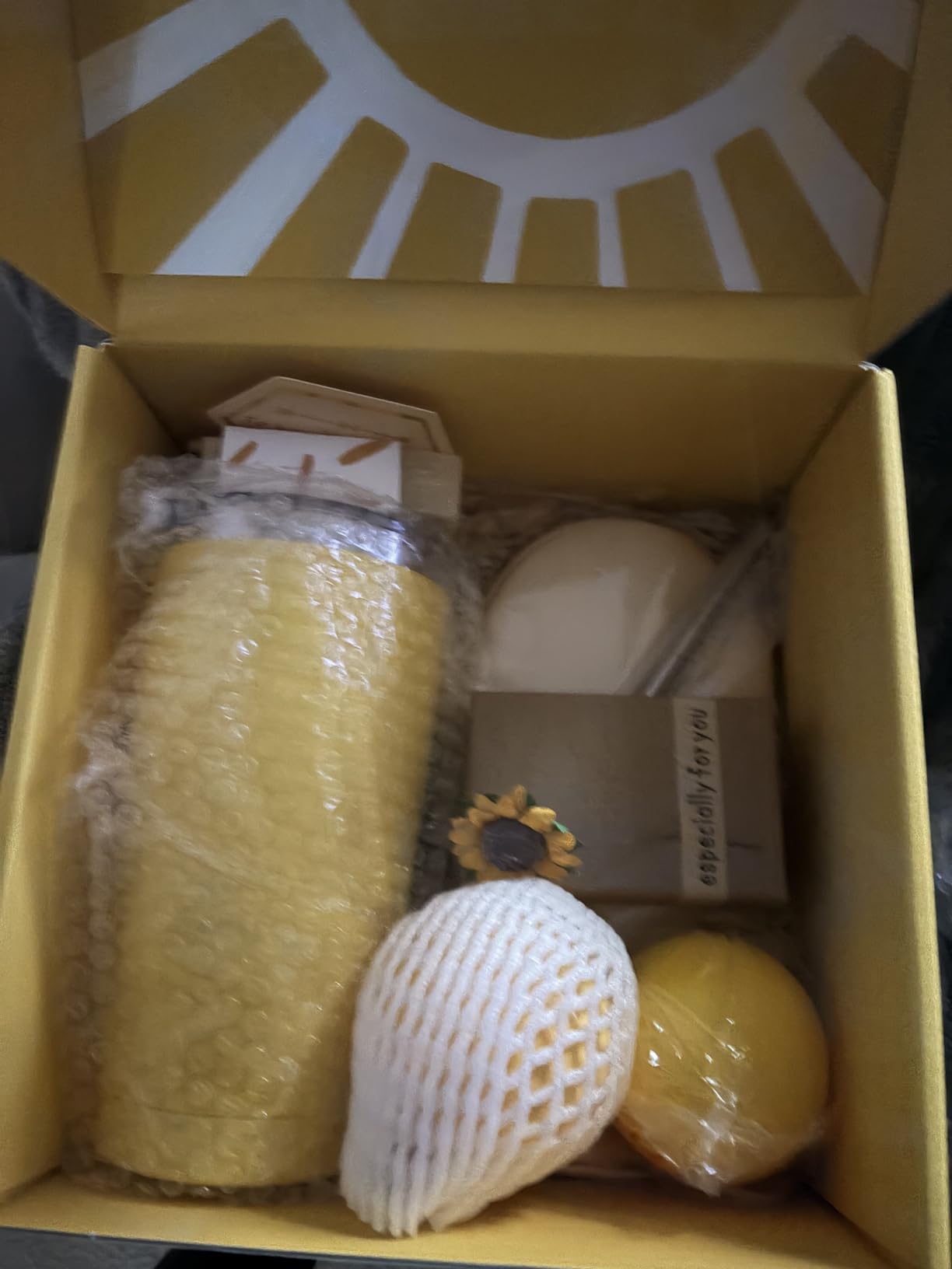 Gift Baskets for Women, 10pcs Unique Birthday Gifts for Women, Best Friend Birthday Christmas Gift, Get Well Soon Gift Basket Sending Sunshine Cheer Up Box for Sister Friendship - BRIGHTEN UP HER DAY! customer photo 1
