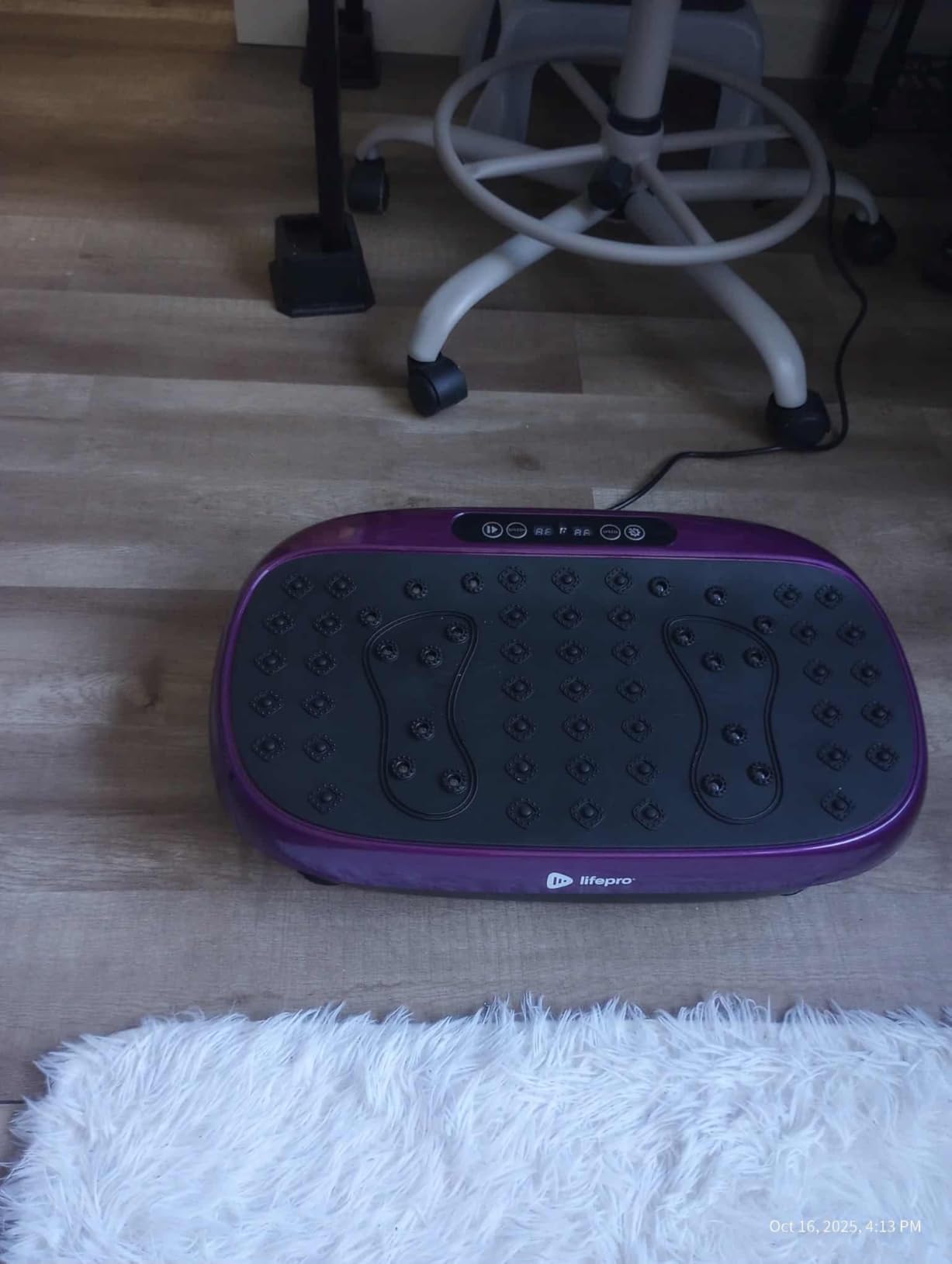 Lifepro HexaPlate Lite Vibration Plate Exercise Machine with Magnetic Acupoints - Full Body Vibration Platform for Beginners and Recovery - Lymphatic Drainage Massager for Muscle Toning and Fitness customer photo 2