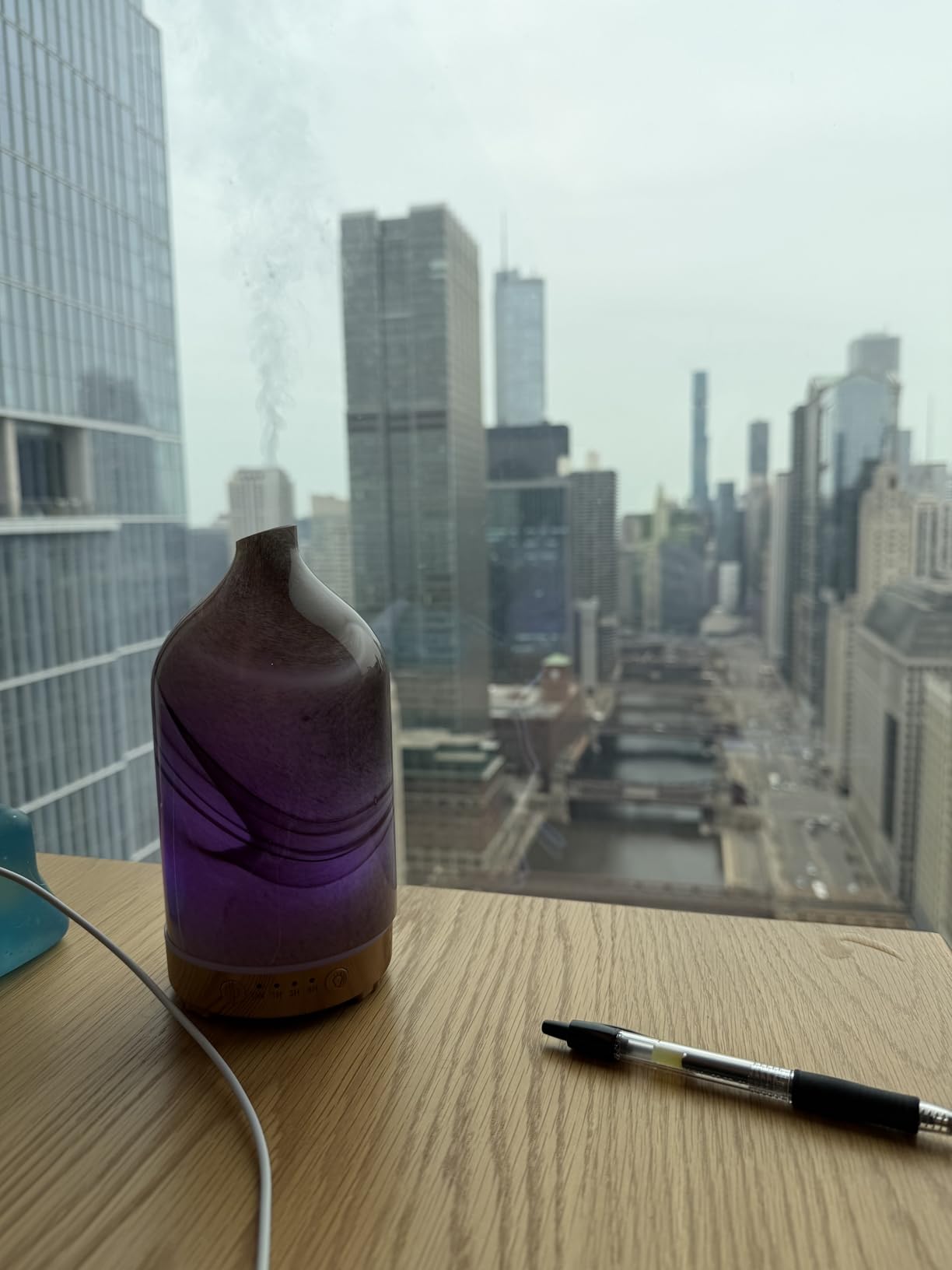 Essential Oil Diffuser Hand Blown Glass Aromatherapy Diffuser - Ultrasonic Cool Mist Scent Aroma Diffuser, Whisper Quiet with Auto Shut-Off, Timer Setting &7 Colors Night Light for Home customer photo 1