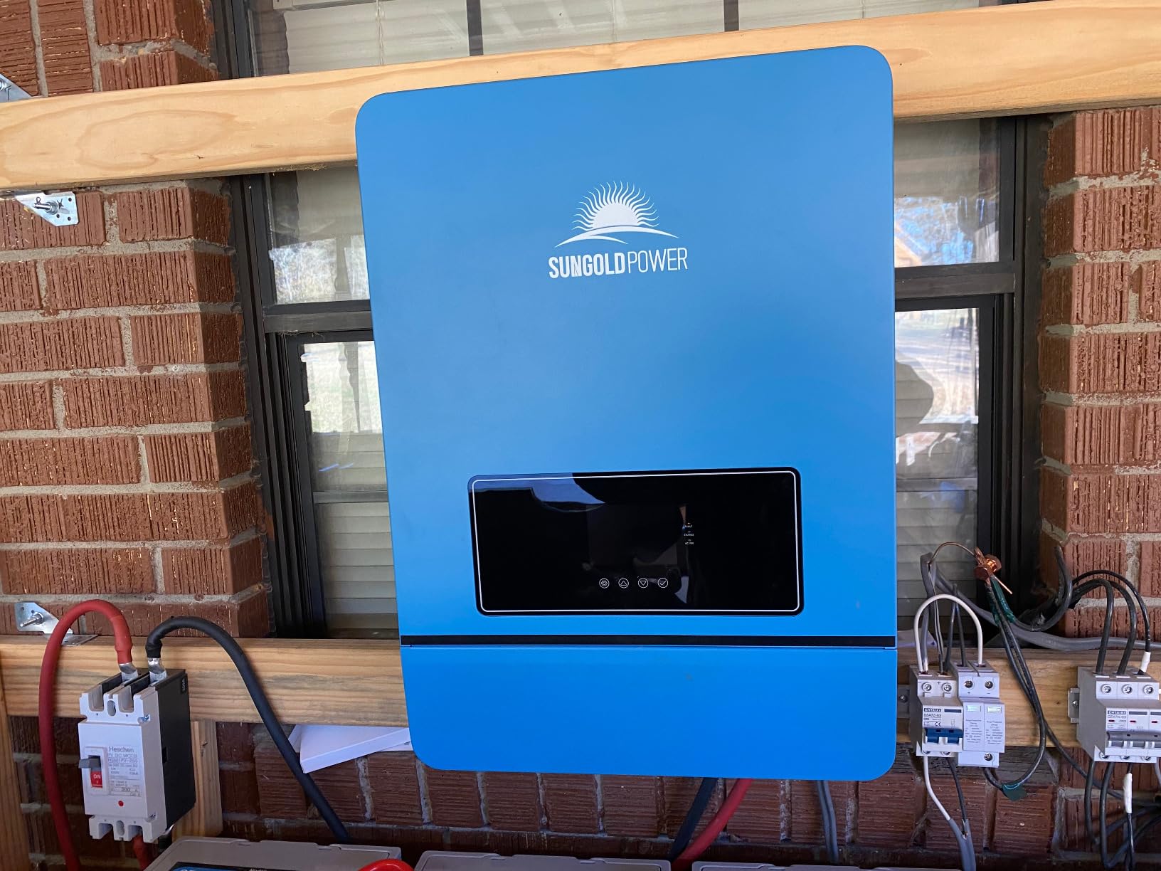 SUNGOLDPOWER 10000W 48V Solar Inverter, Split Phase Built-in 2 MPPTs, Max 200A Battery Charging, AC Input/Output 120V/240V(settable), Pure Sine Wave Inverter(WiFi and BMS COMM) UL1741 SPH10048P customer photo 2