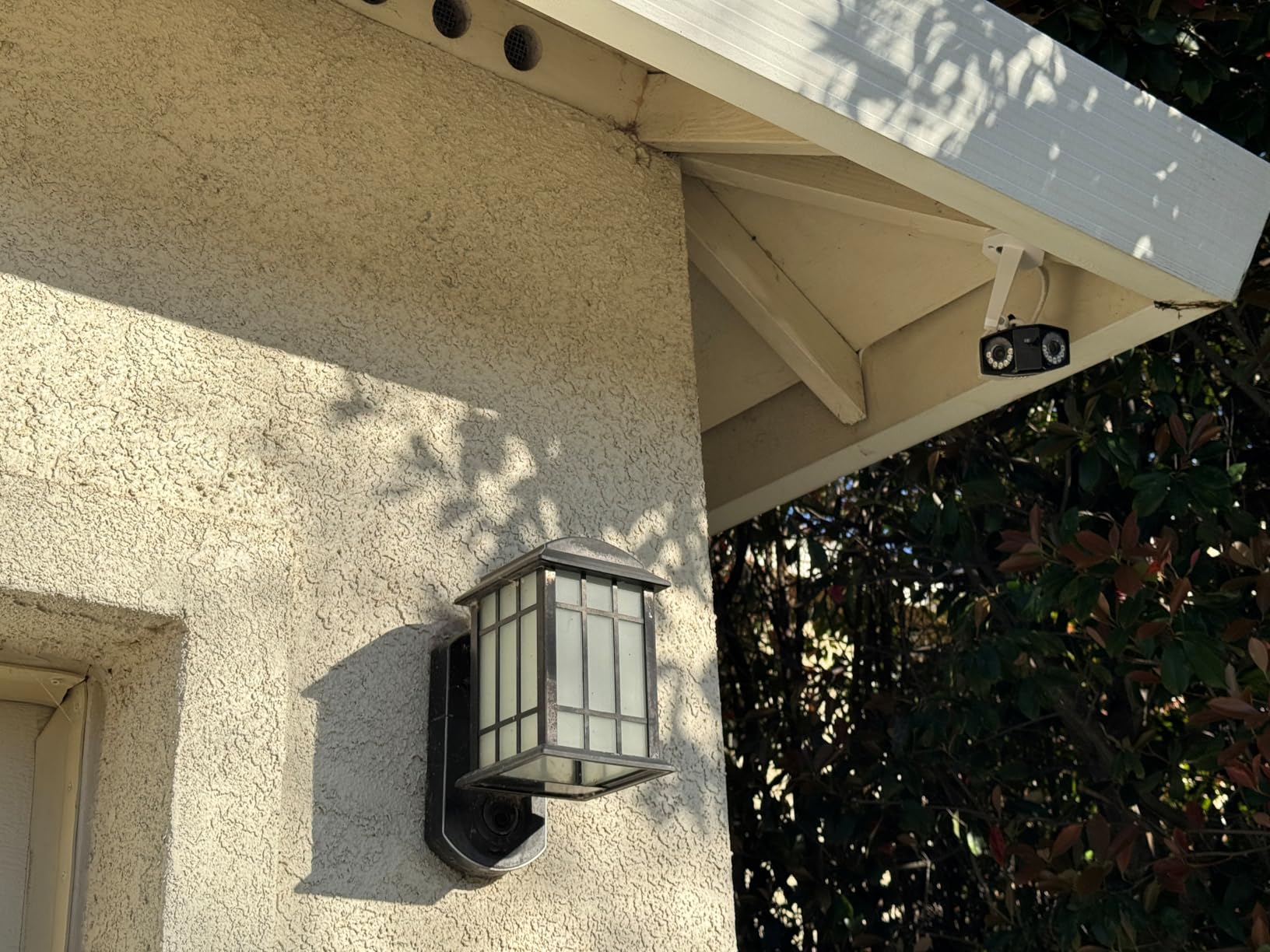 REOLINK Duo 3 PoE 16MP UHD Dual-Lens PoE Security Camera with 180° Panoramic View, Motion Track, F1.6 Color Night Vision, Person/Vehicle/Animal Detection, 2 Way Talk, Supports 24/7 Recording customer photo 1
