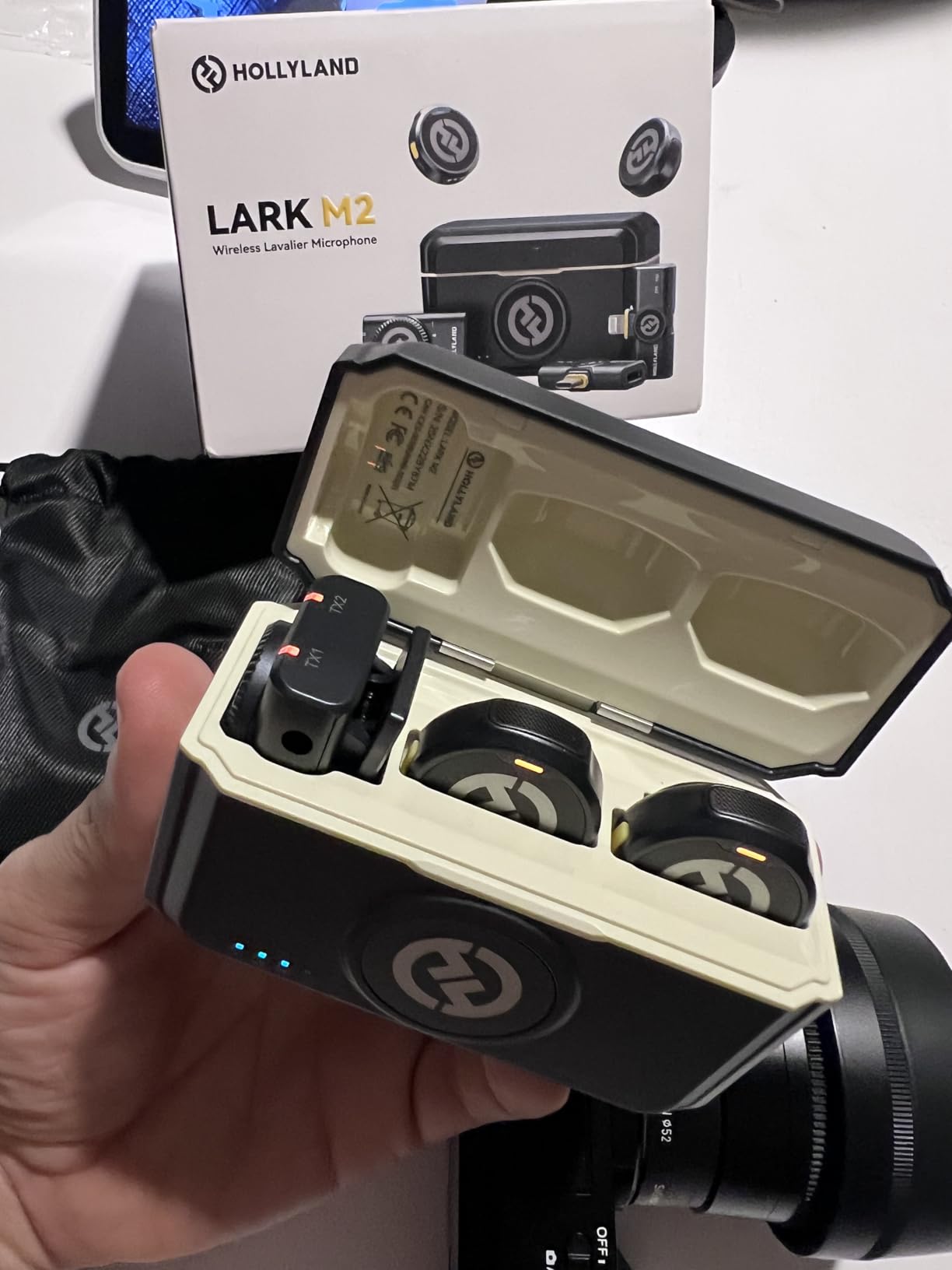 Hollyland Lark M2 Wireless Microphone for iPhone/Camera/Android/PC, 48kHz/24-bit High Fidelity Audio, 300m Range, Noise Cancelling, 40h Use, YouTube, Vlog, Streaming (2TX + 3RX + Charging Case) customer photo 1