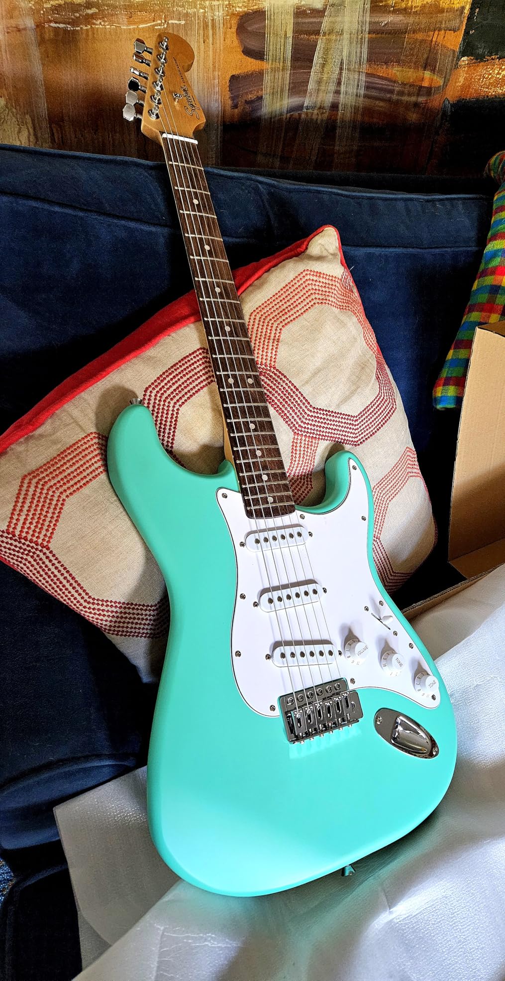 Fender Squier Debut Series Stratocaster Electric Guitar, Beginner Guitar, with 2-Year Warranty, Includes Free Lessons, Black with Matte Finish customer photo 1