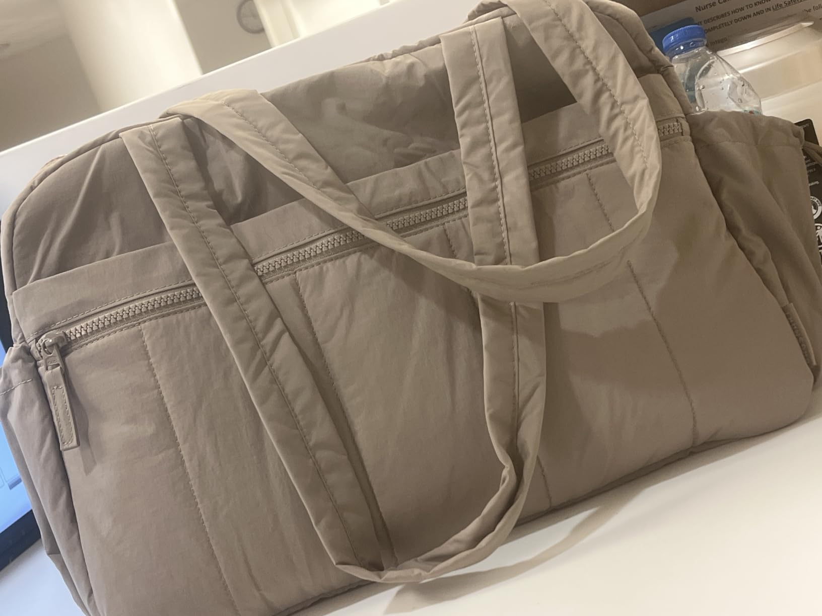 Gym Bag for Women, Duffle Bag for Travel with Wet Pocket, Lightweight Carry on Weekender Duffel, Water Resistant customer photo 2