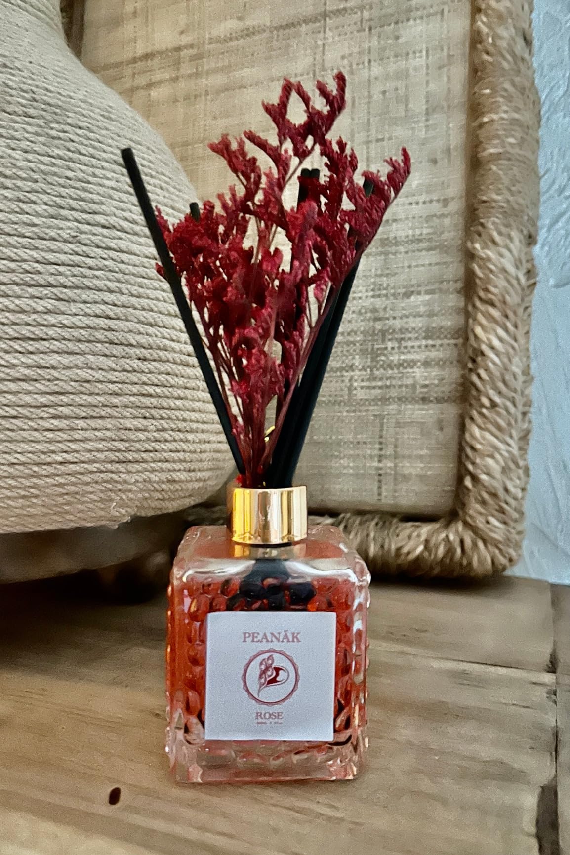 Reed Diffuser Set - Vanilla Coconut Oil, Oil Diffuser Sticks, Bathroom Diffuser, Bathroom Shelf Decor, 200ml with Preserved Flowers - PEANÄK customer photo 1