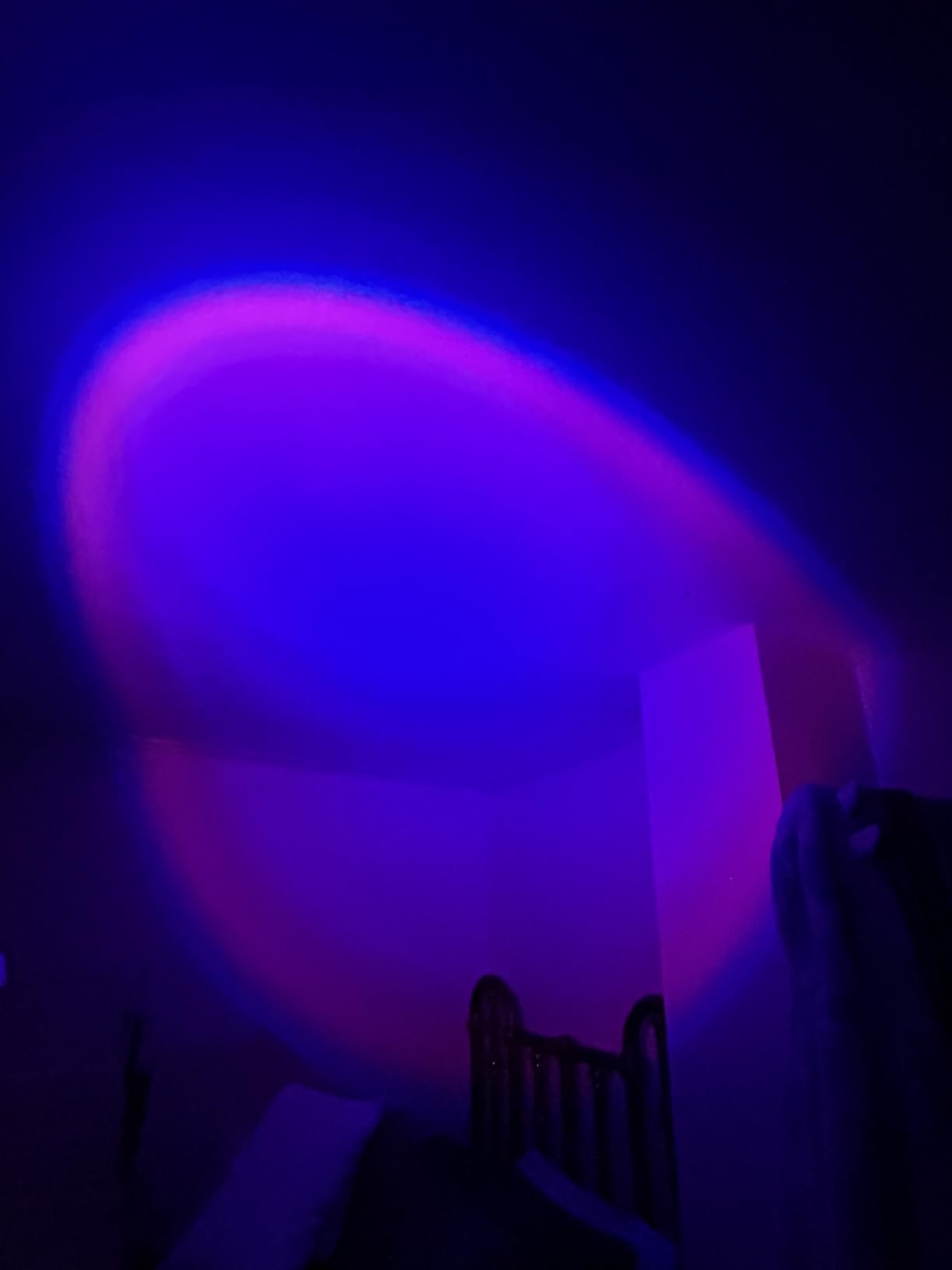 Sunset Lamp with APP & Remote Control, 16 Colors Night Light 180° Rotation Rainbow 4 Modes Setting for Photography/Selfie/Party/Home/Living Room/Bedroom Decor, Gifts Women customer photo 1