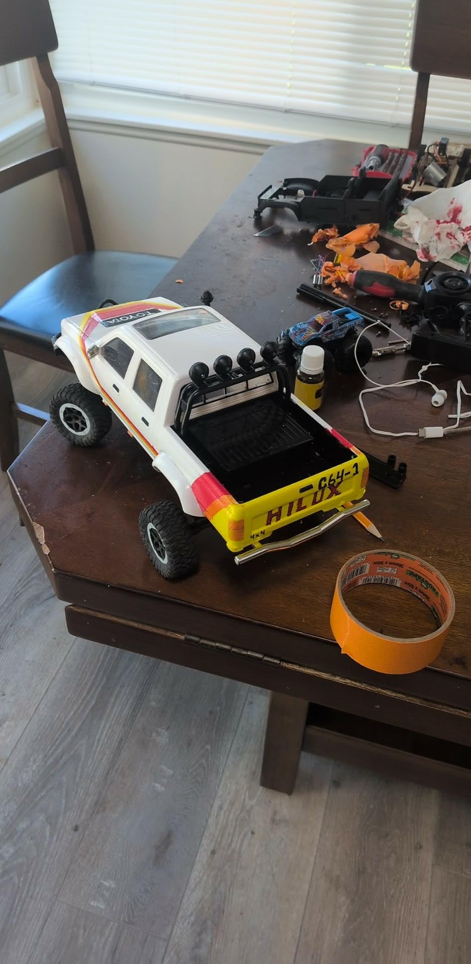 WPL C64-1 RC Crawler 1/16 Scale RC Truck Off Road RC Rock Crawler 4x4 Remote Control Pickup All Terrain RTR 260 Motor Upgraded Chassis Proportional Control 2.4GHz Axle Mounted Servo Adult customer photo 1