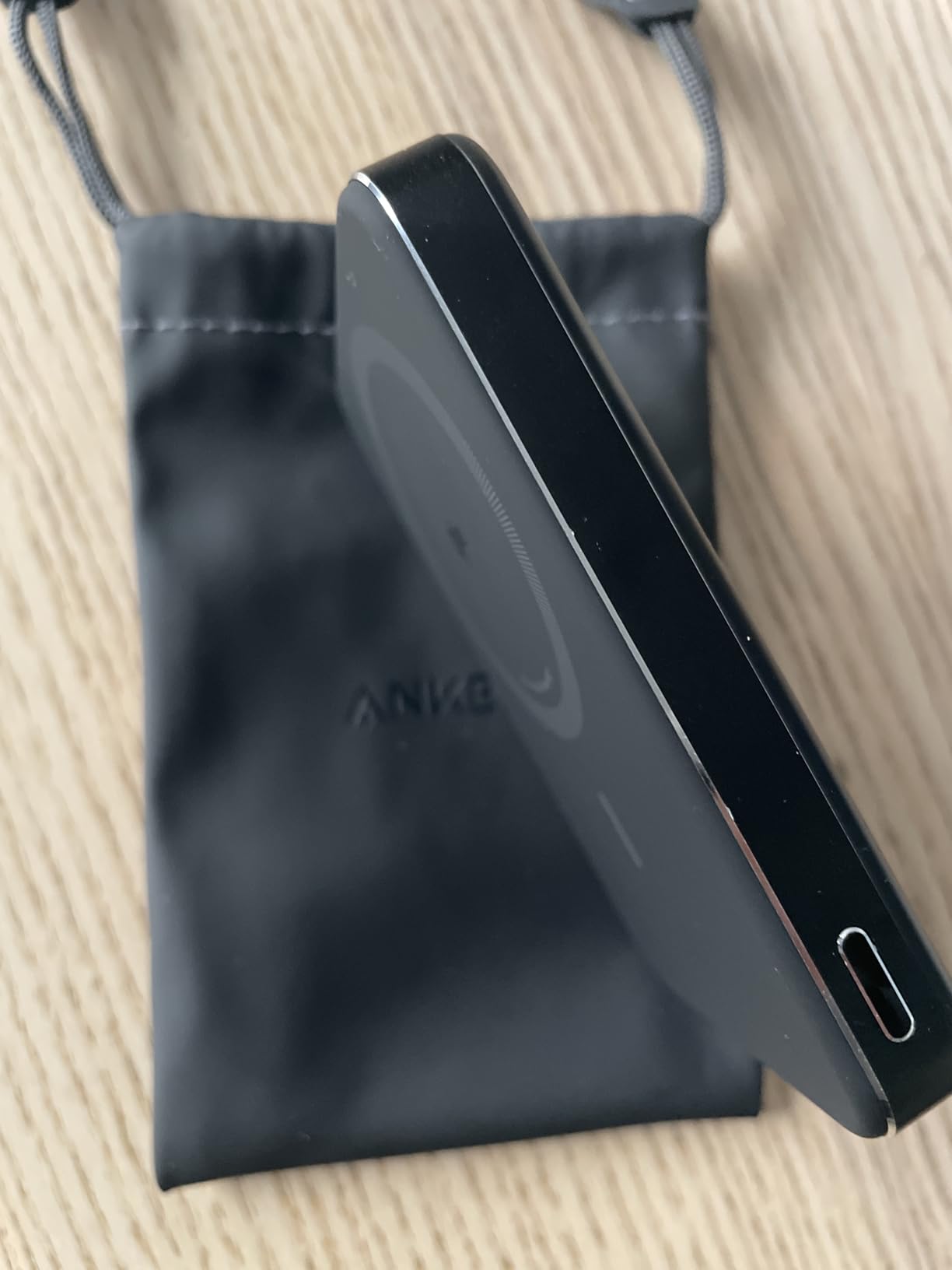 Anker MagGo Power Bank, Ultra-Slim 10,000mAh Magnetic Battery Pack, Qi2 Certified 15W Ultra-Fast MagSafe Compatible Portable Charger, Ergonomic Design, for iPhone17/16/15/14 Series Only（Not for Pixel） customer photo 2