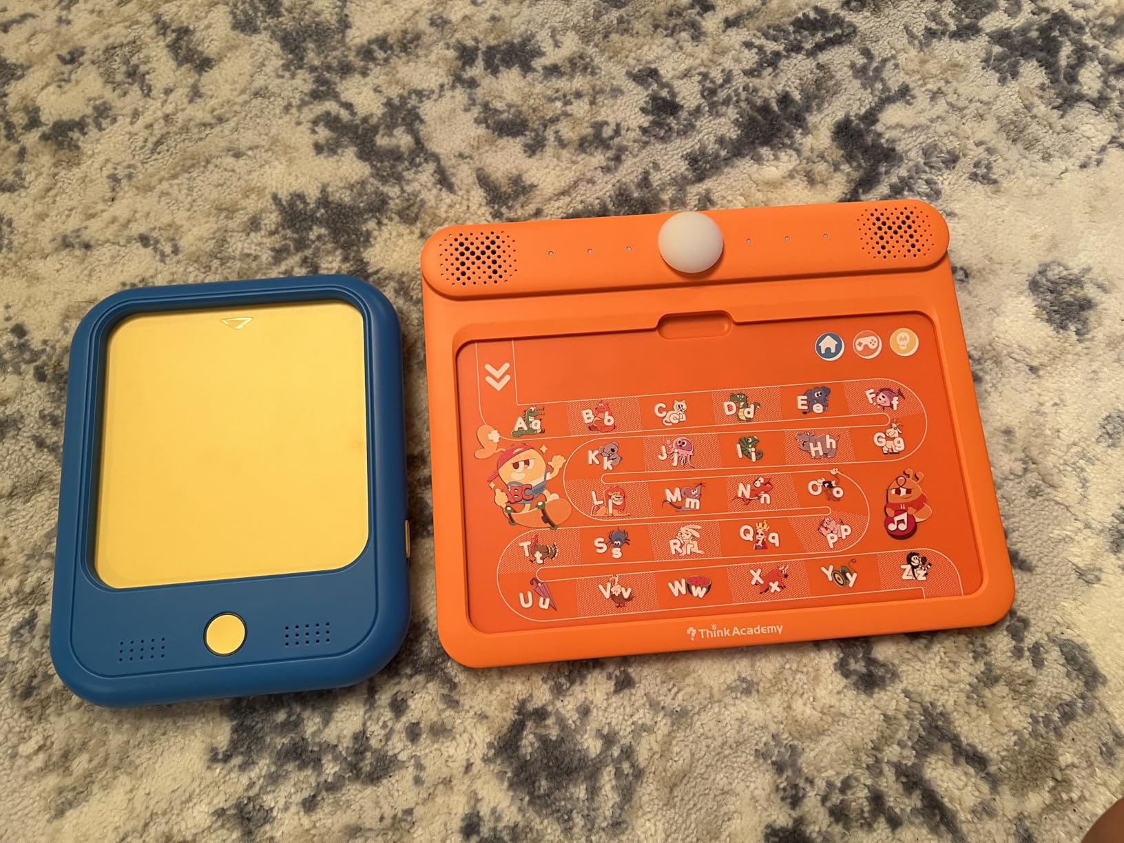 Think Academy Interactive Electronic Learning Pad - Learn-to-Read System with 70 Sound Pages, Card-Insert for Alphabet, Words, Numbers, Music, Learning Activities for Kids 3-5 Years Old customer photo 2