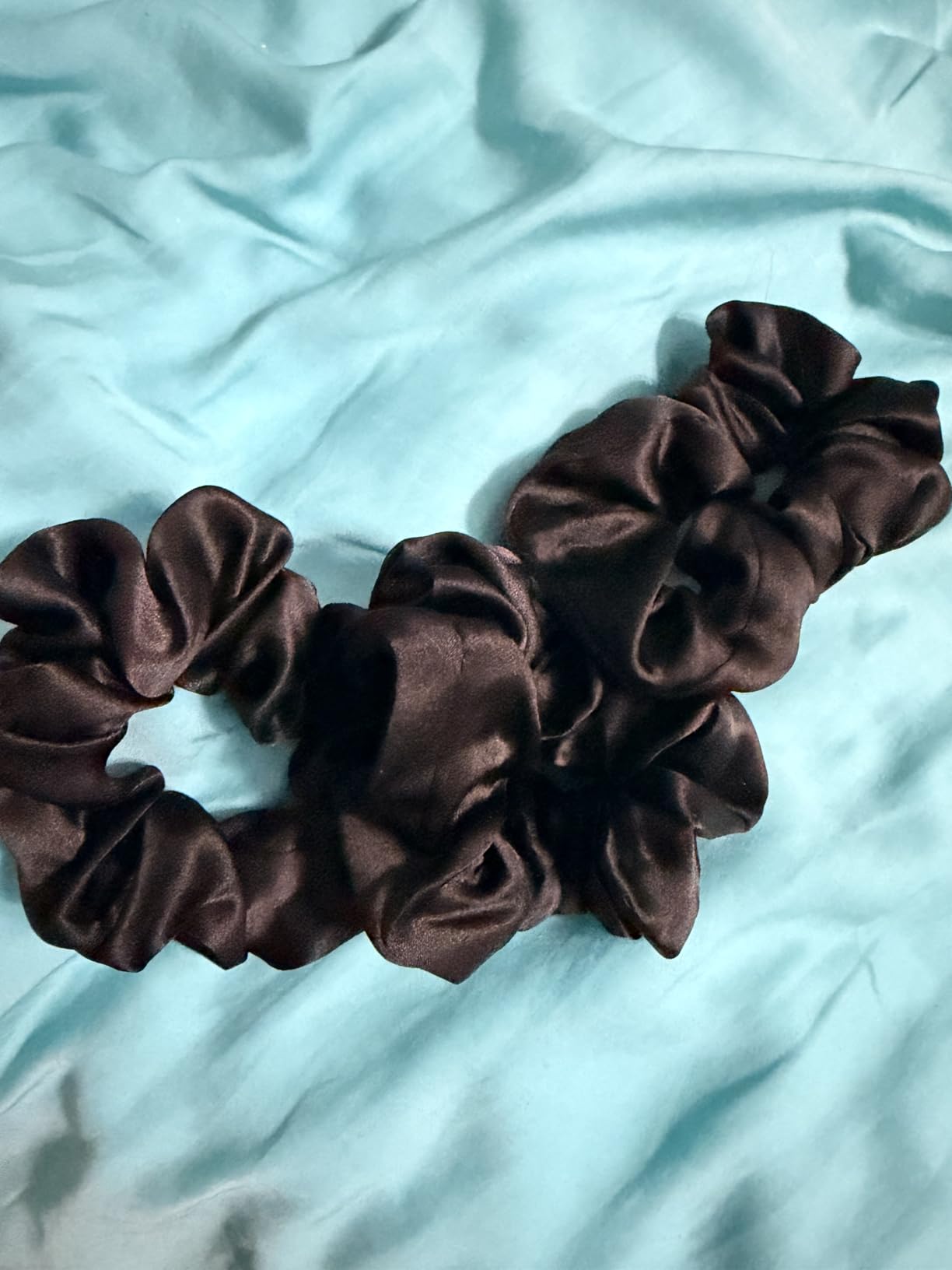 LULUSILK Silk Scrunchies for Hair Sleep, 100% Real Mulberry Silk, No Damage Hair Ties for Women and Girls customer photo 1