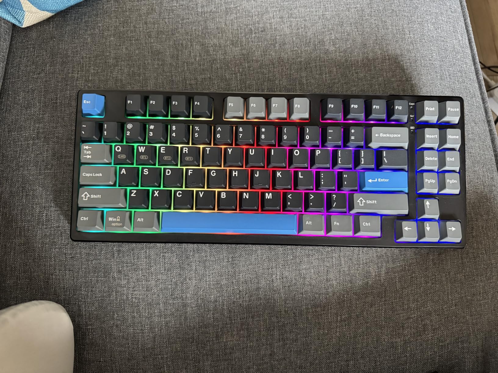 Kisnt KN85 Wireless Mechanical Gaming Keyboard, 75% Layout with RGB Backlit, Custom Hot Swappable, Creamy Sound, Bluetooth/2.4GHz/USB-C Compatible with Windows/Mac/PC(Retro Beige,Linear Switch) customer photo 1