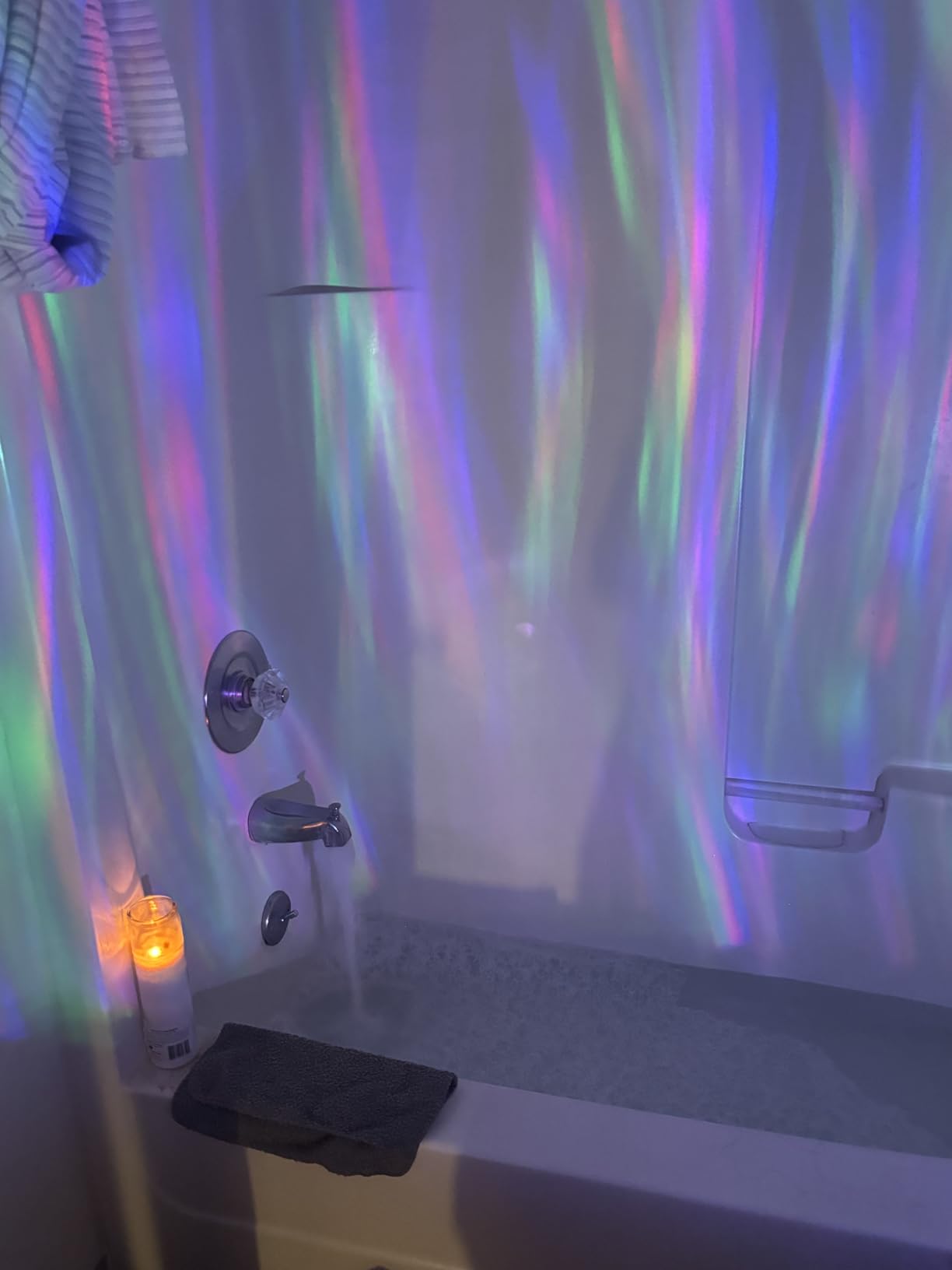 Northern Lights Projector, 16 Light Color Aurora Night Light Projector for Bedroom, Remote Galaxy Light Projector, Dimmable Mood Lighting customer photo 1