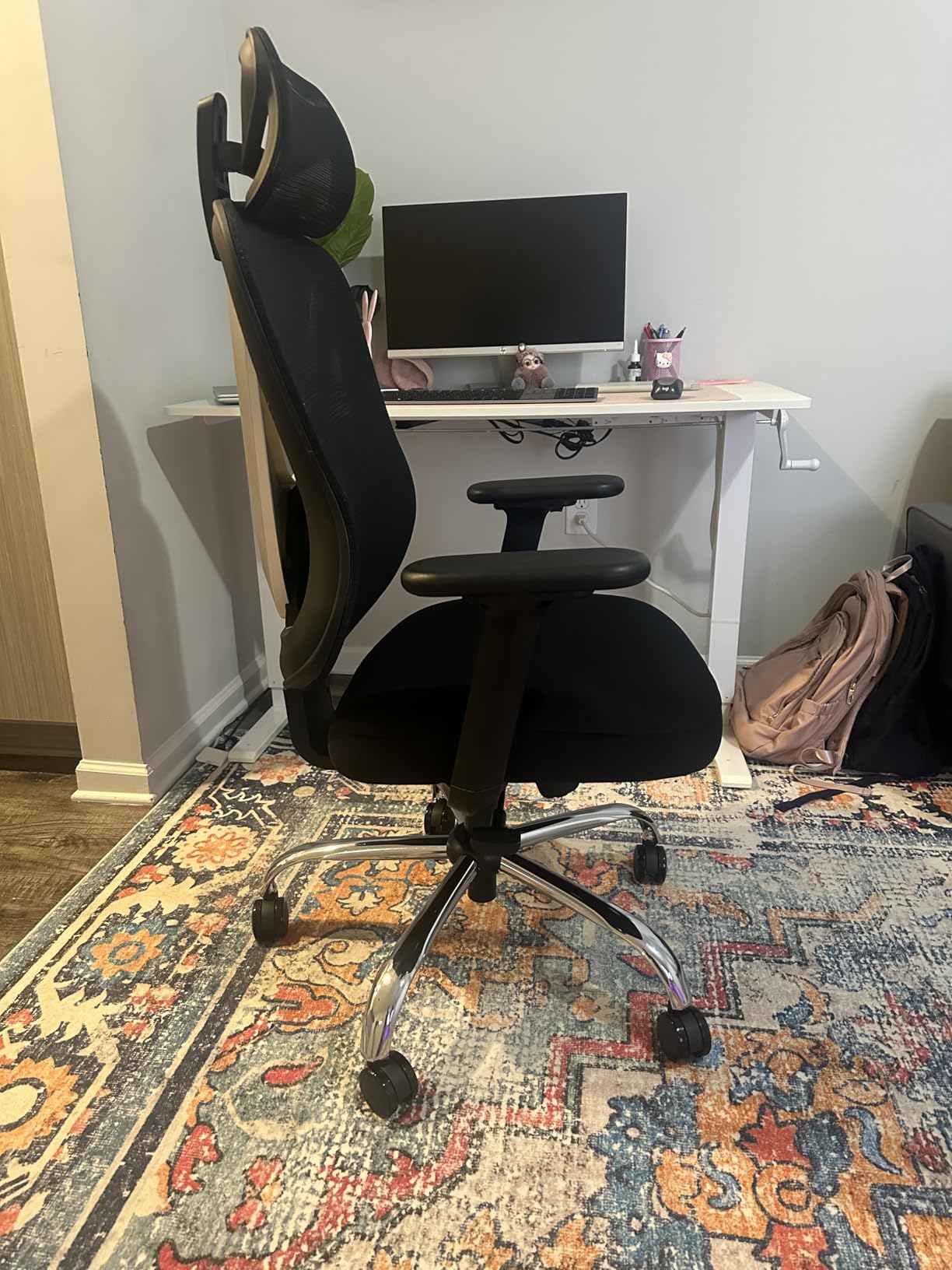 Ergonomic Mesh Office Chair - 3D Adjustable Lumbar Support & 3D Armrests, V-Shaped Back, Adjustable Desk Chair for Office & Home, Black customer photo 1