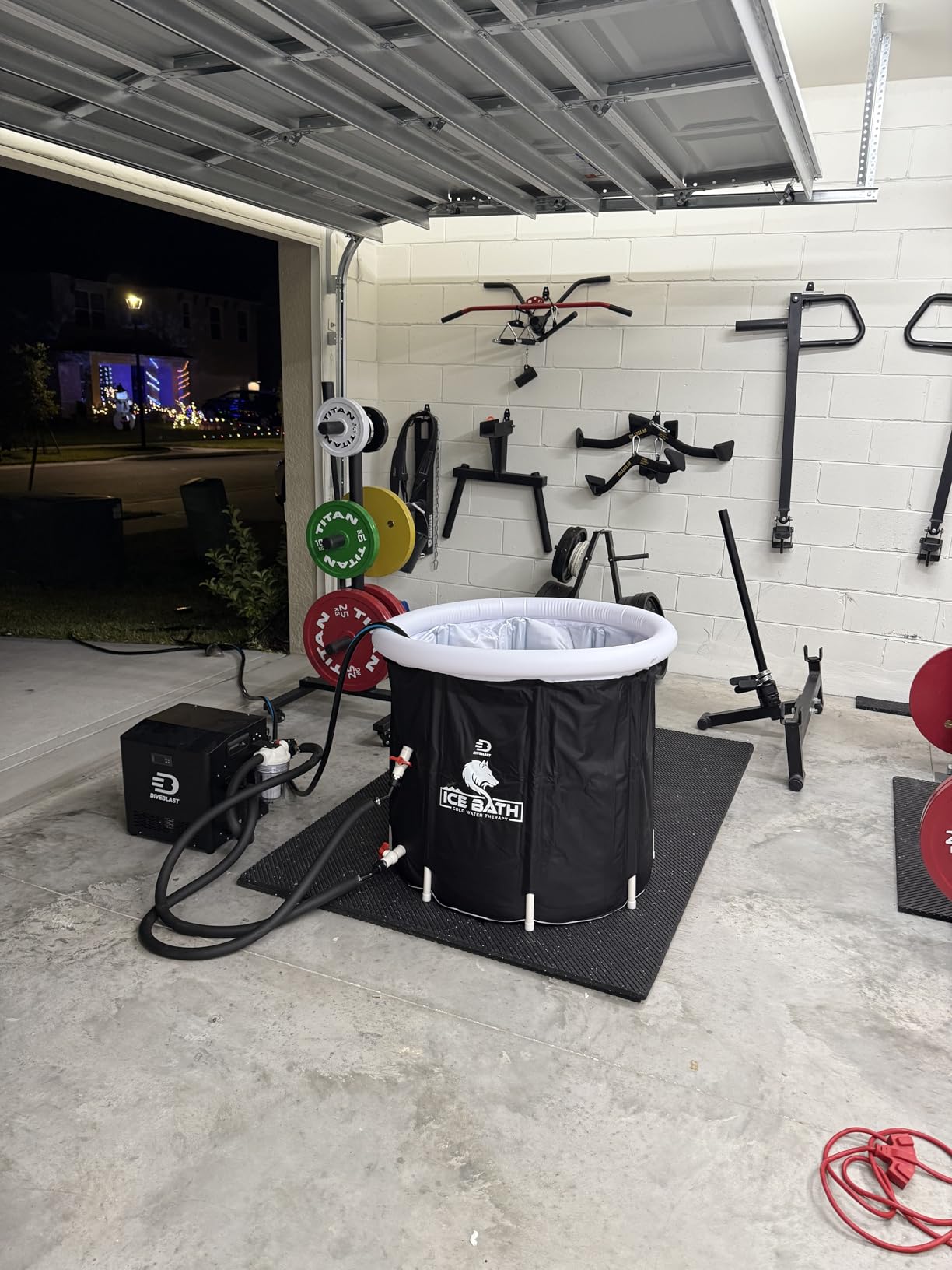 Cold Plunge Tub With Water Chiller, Pump and Filter - Low Consumption 2/3 HP Cold Plunge Chiller - Cools Water Down to 39F customer photo 1