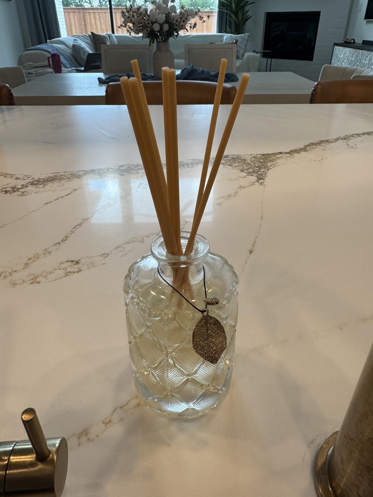Glass Reed Diffusers Bottles for Home, Diffuser Bottles with 20PCS Reed Diffuser Sticks, Vintage Embossed Apothecary Style Flower Bud Vases with Cork Lids, Set of 3 customer photo 2