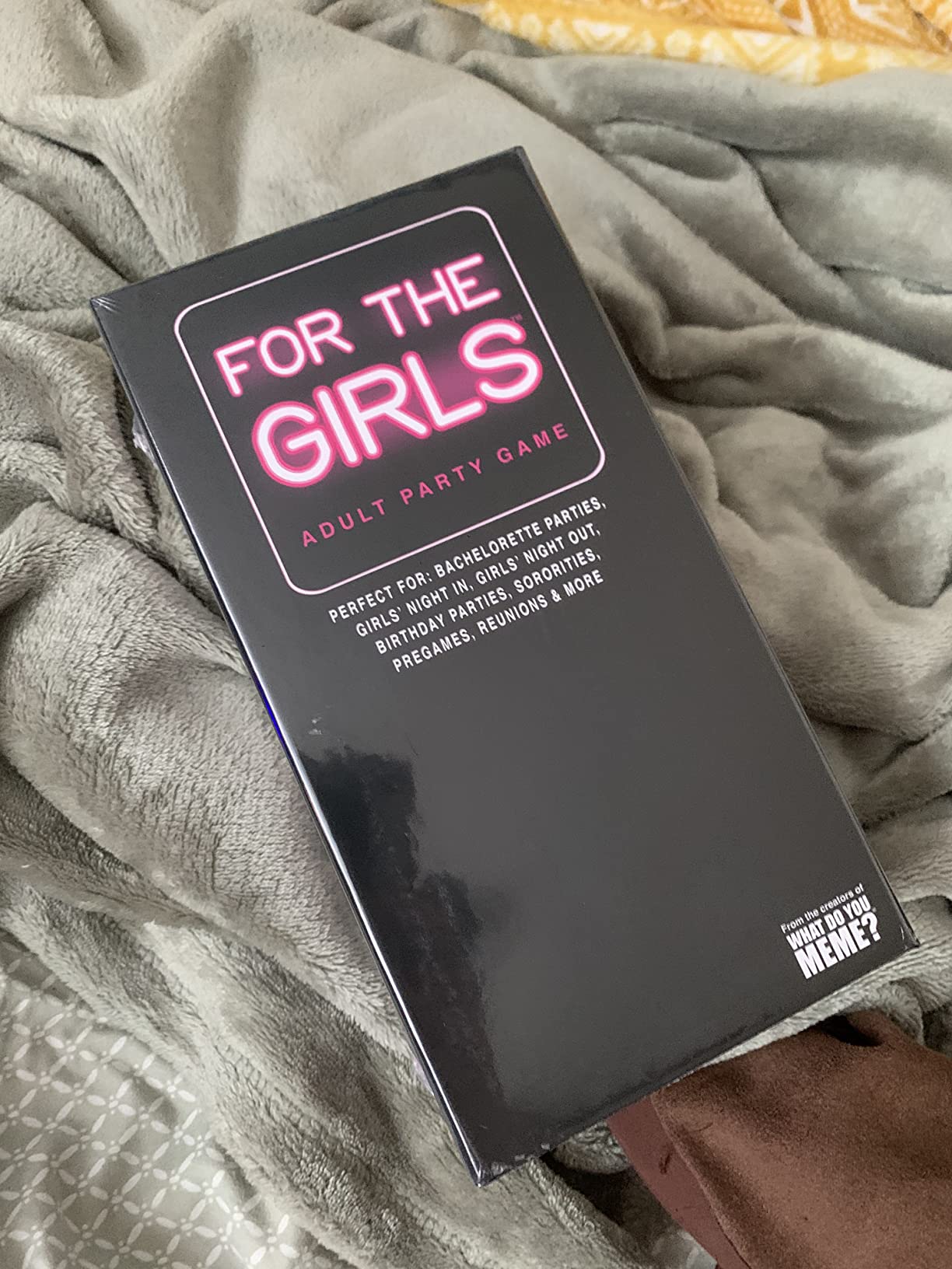 Asking for A Friend by Relatable, Great Card Games for Game Night, Bachelorette Party Favors for Social Gatherings, and Friendly Icebreakers, Includes 300 Cards and 1 Die customer photo 2
