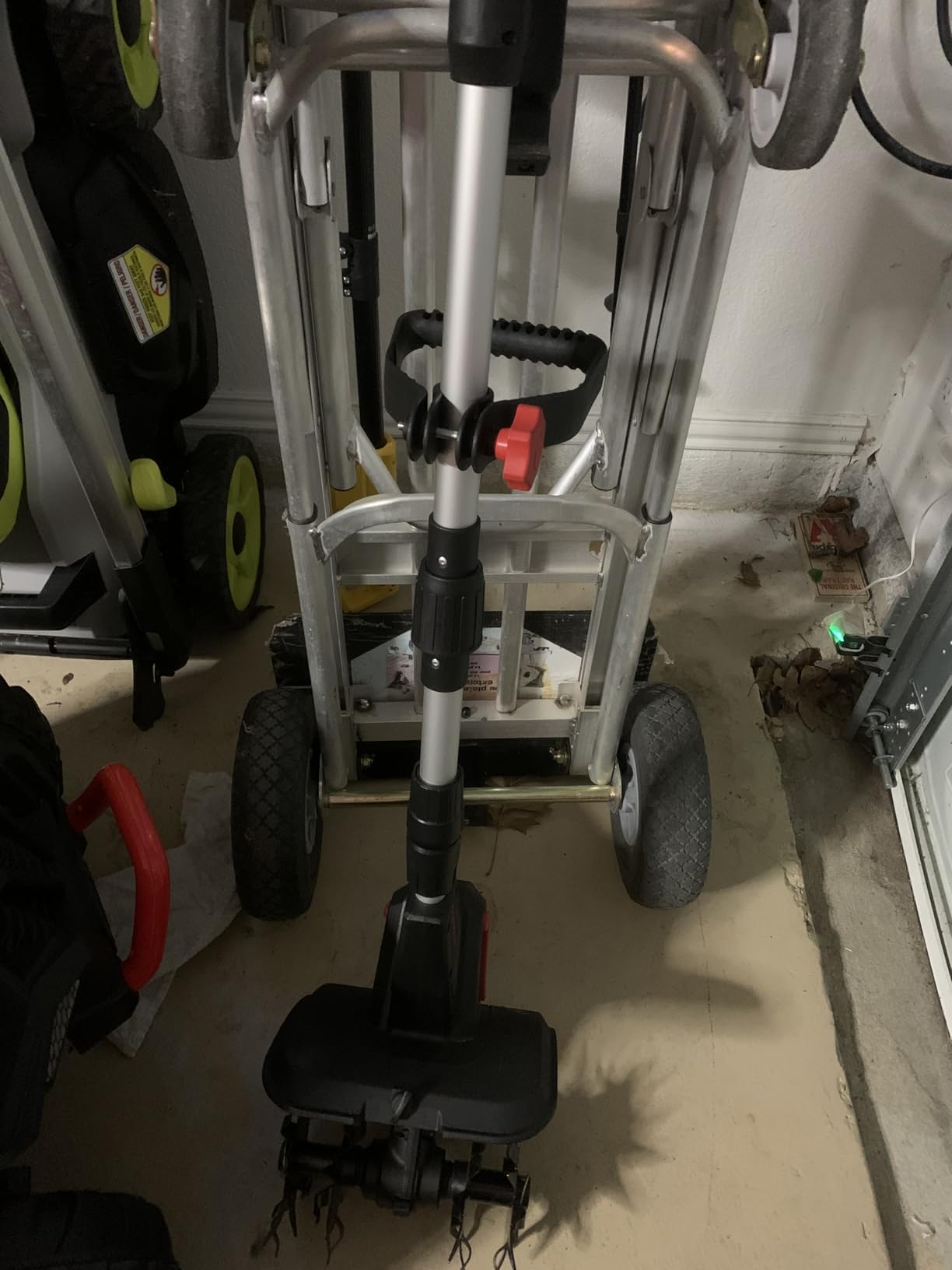 Upgraded Cordless Electric Tiller for Gardening, Total 8.0Ah Battery Powered Mini Cultivator with 2x4.0AH Batteries, 9 inch Width, 6.6 inch Depth, 48 Steel Tines Rototiller for Soil Cultivation customer photo 2