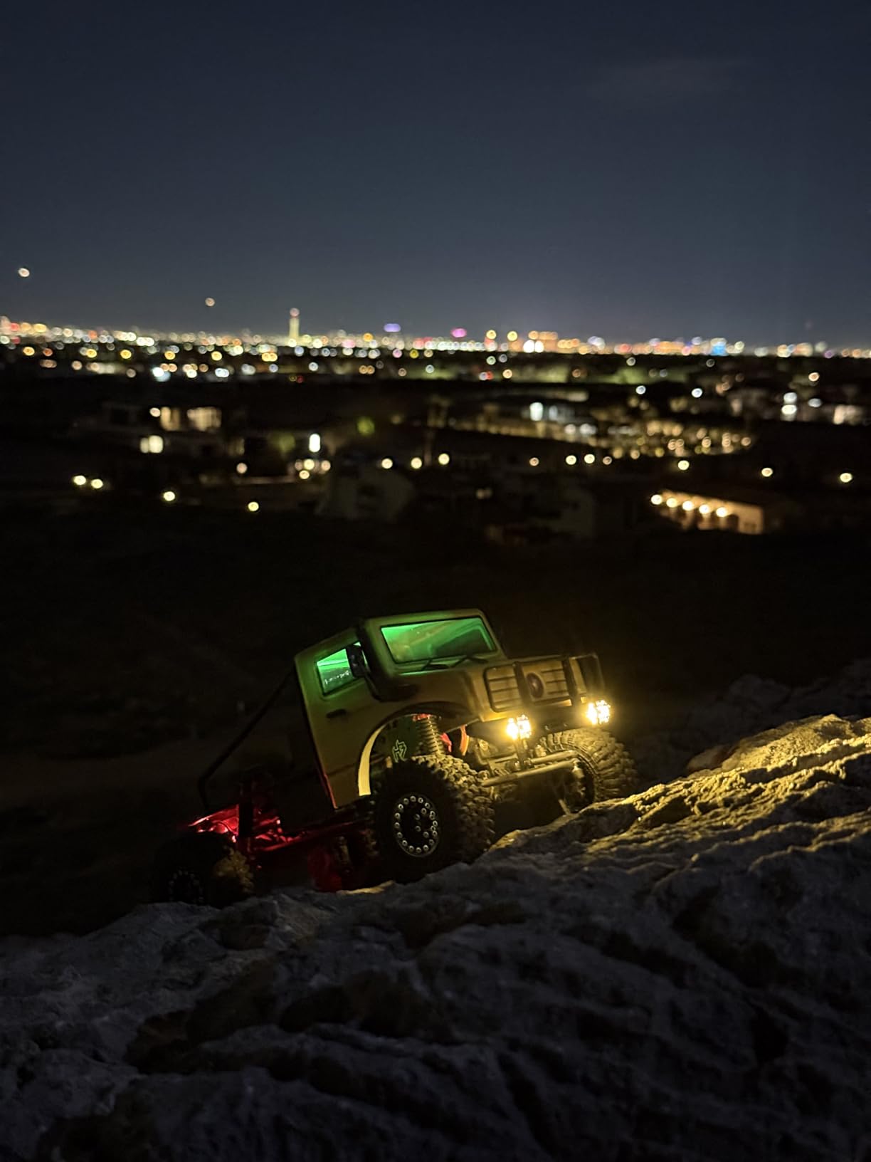 HOBBYPLUS CR-18P V3 Brushless Rushmore in Metallic Cyan - 1/18 Scale RC Truck Crawler with Off-Road RC Trucks Features, Portal Axles & Metal Gears - Ready-to-Run (1810416-V3) customer photo 1