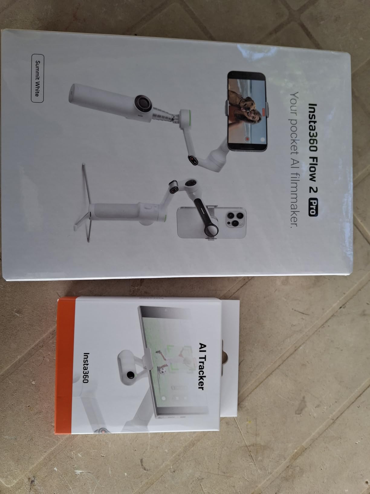 Insta360 Flow 2 Pro AI Tracker Bundle White - Industry-First AI Phone Gimbal with Apple DockKit, Pioneering 360º Pan Tracking, Free Tilt, Built-in Tripod/Selfie Stick, Portable Vlog/Travel Stabilizer customer photo 1