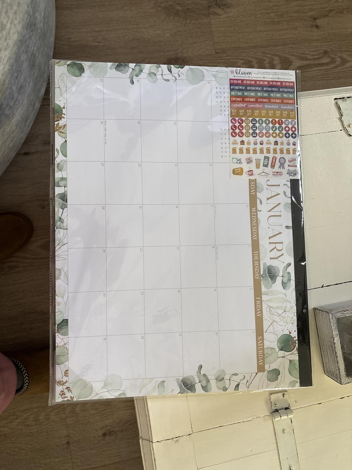 bloom daily planners 2026 Desk Calendar - January to December Large Wall Calendar - 21