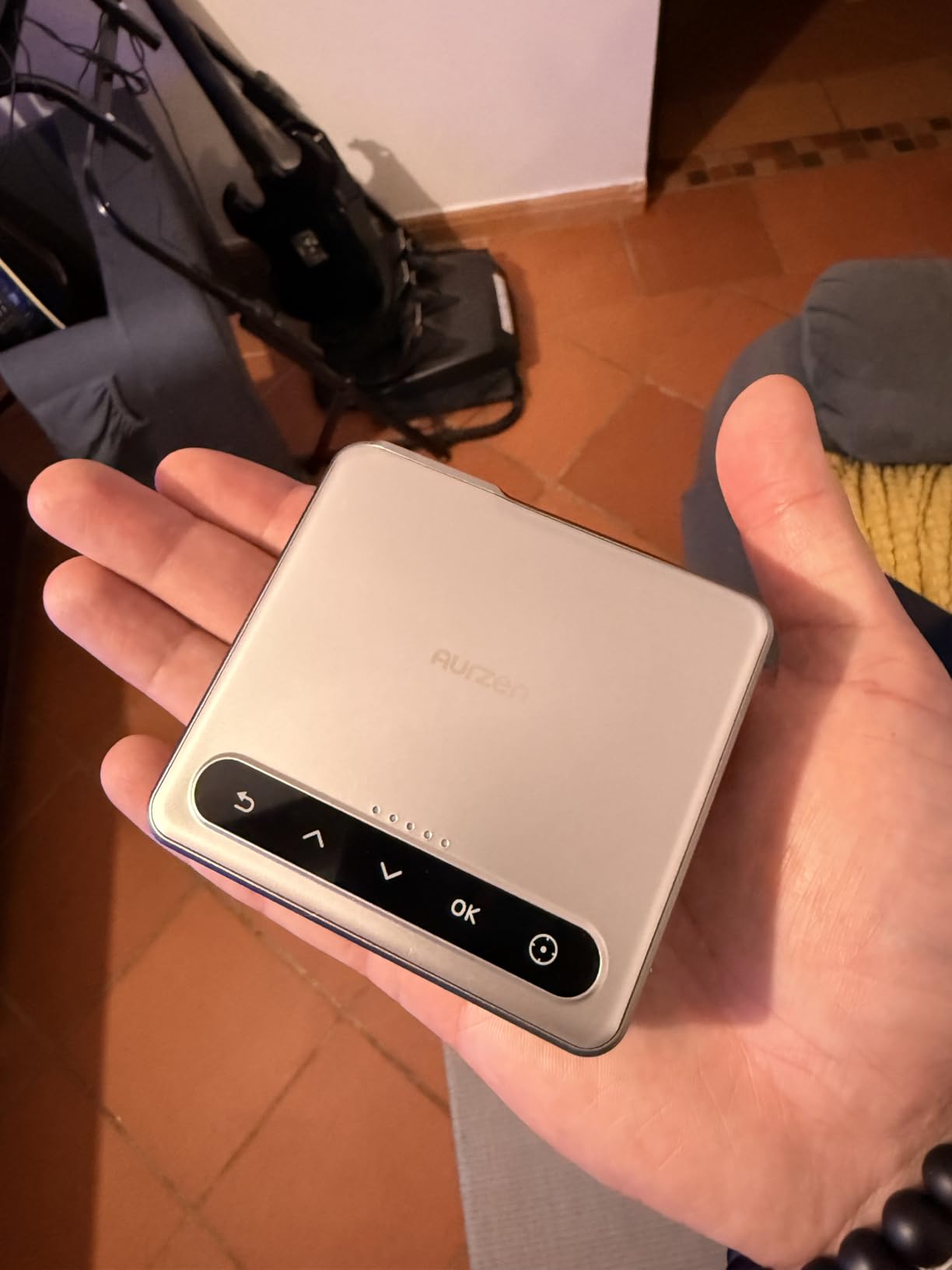 Aurzen ZIP Tri-Fold DLP Ultra-Portable Mini Pocket Projector, Bluetooth 5.4, Screen Mirroring, ToF Zero-Lag Focus, 5000mAh Battery, USB-C Powered, Pico Projector for Travel, Sewing, Drawing, Gold customer photo 2