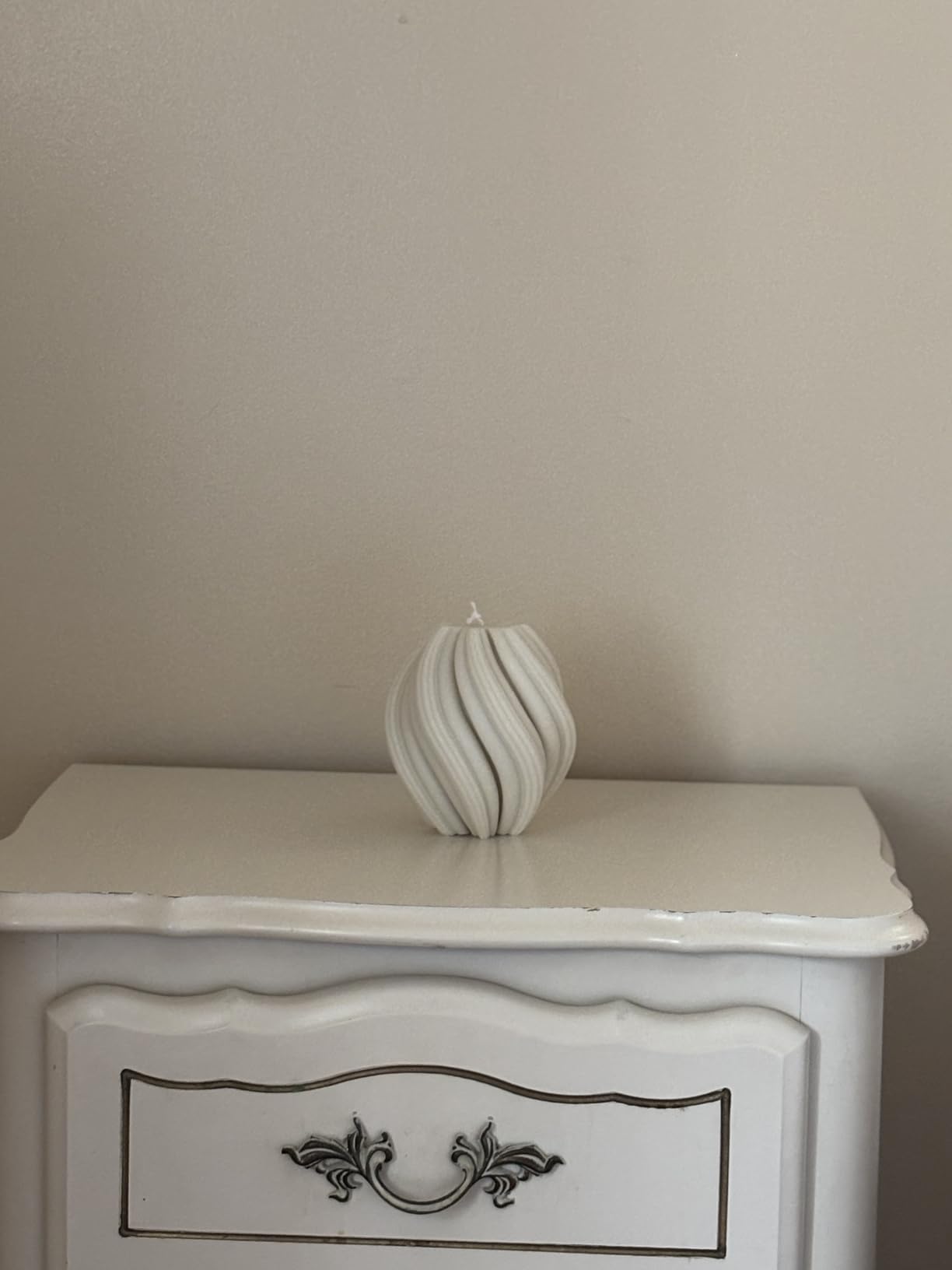 LAWA Swirl Candle - Beautiful Handmade Pillar Scented Soy Wax Twirl Elegant Bubble Aesthetic Candle Housewarming Gift Home Room Shelf Decor Idea Spiral Moon Gray customer photo 2