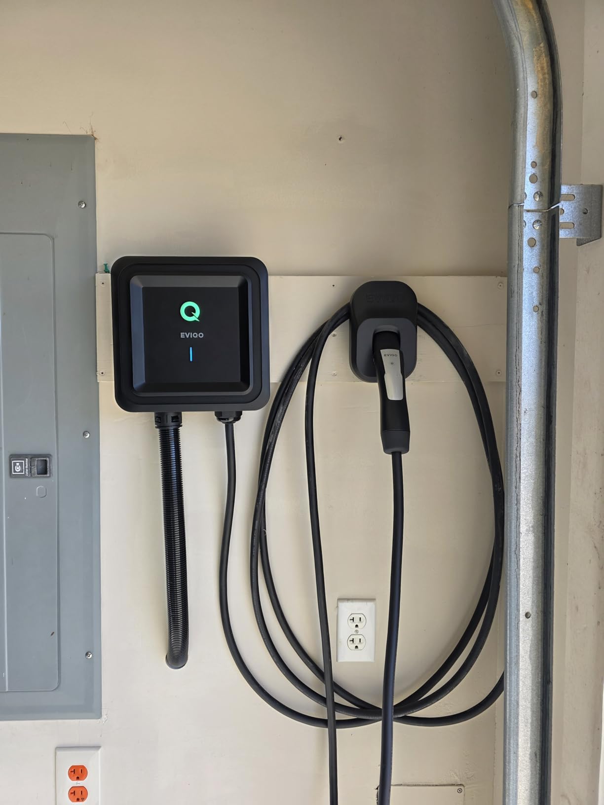 EVIQO NACS Charger for Tesla 40 Amp Plug-in Level 2 EV Charger w NEMA 14-50 Plug, Wall EV Charger Level 2, 25ft Cable, WiFi (2.4 GHz) Smart App - Weatherproof, Outdoor (IP66, NEMA 4) UL, ETL Certified customer photo 2