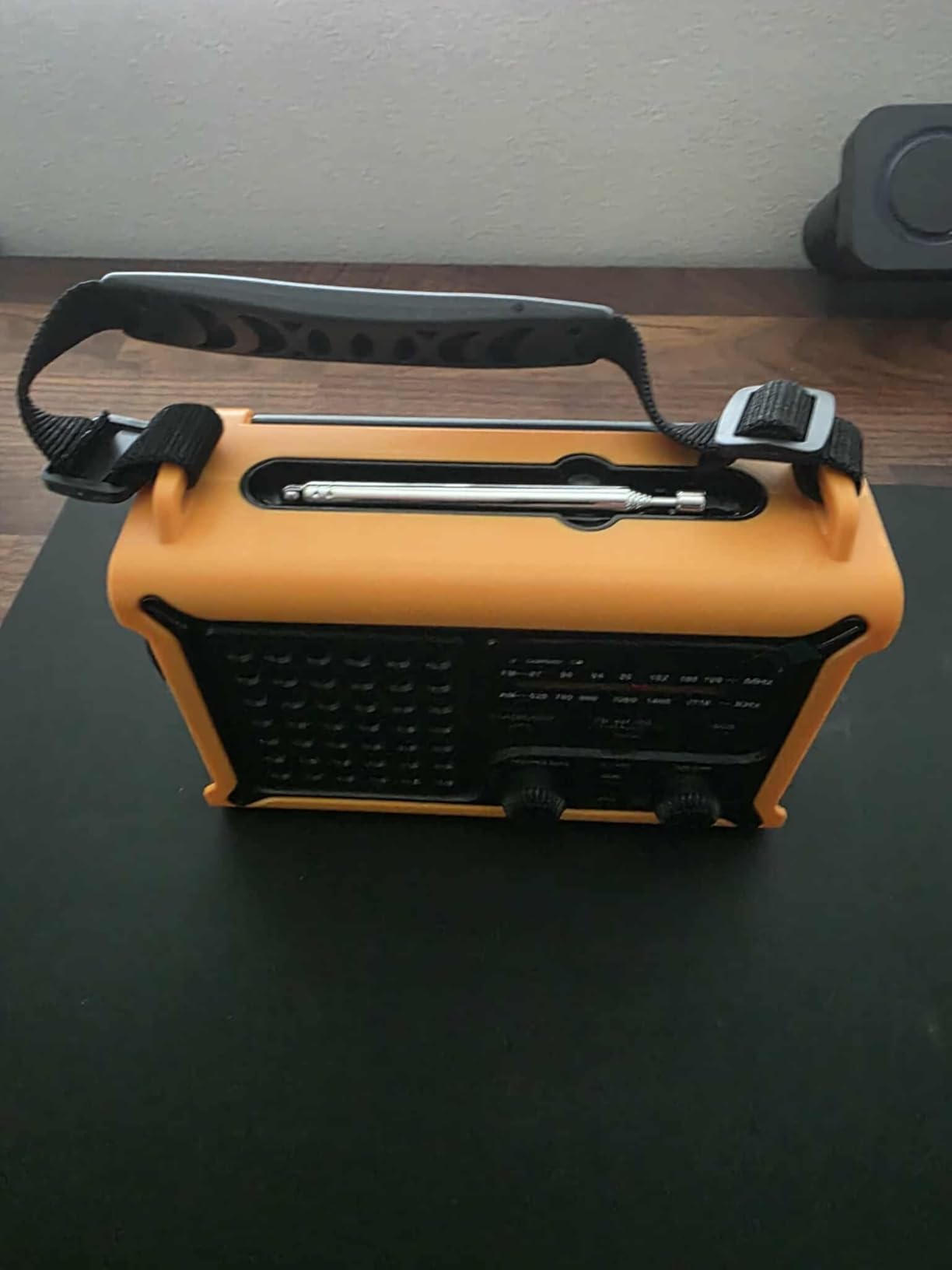 Emergency Weather Radio, NOAA Certified Solar Hand Crank Radio, 12000mAh Battery Operated Survival Gear with LED Flashlight, Reading Light & SOS Alarm, Essential for Power Outage, Hurricane & Camping customer photo 1