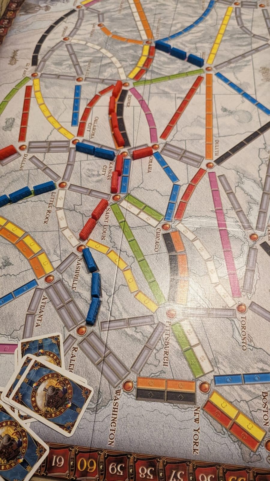 Asmodee Ticket to Ride Board Game (2025 Refresh) - A Cross-Country Train Adventure for Friends and Family, Strategy Game for Kids & Adults, Ages 8+, 2-5 Players, 30-60 Minute Playtime customer photo 2