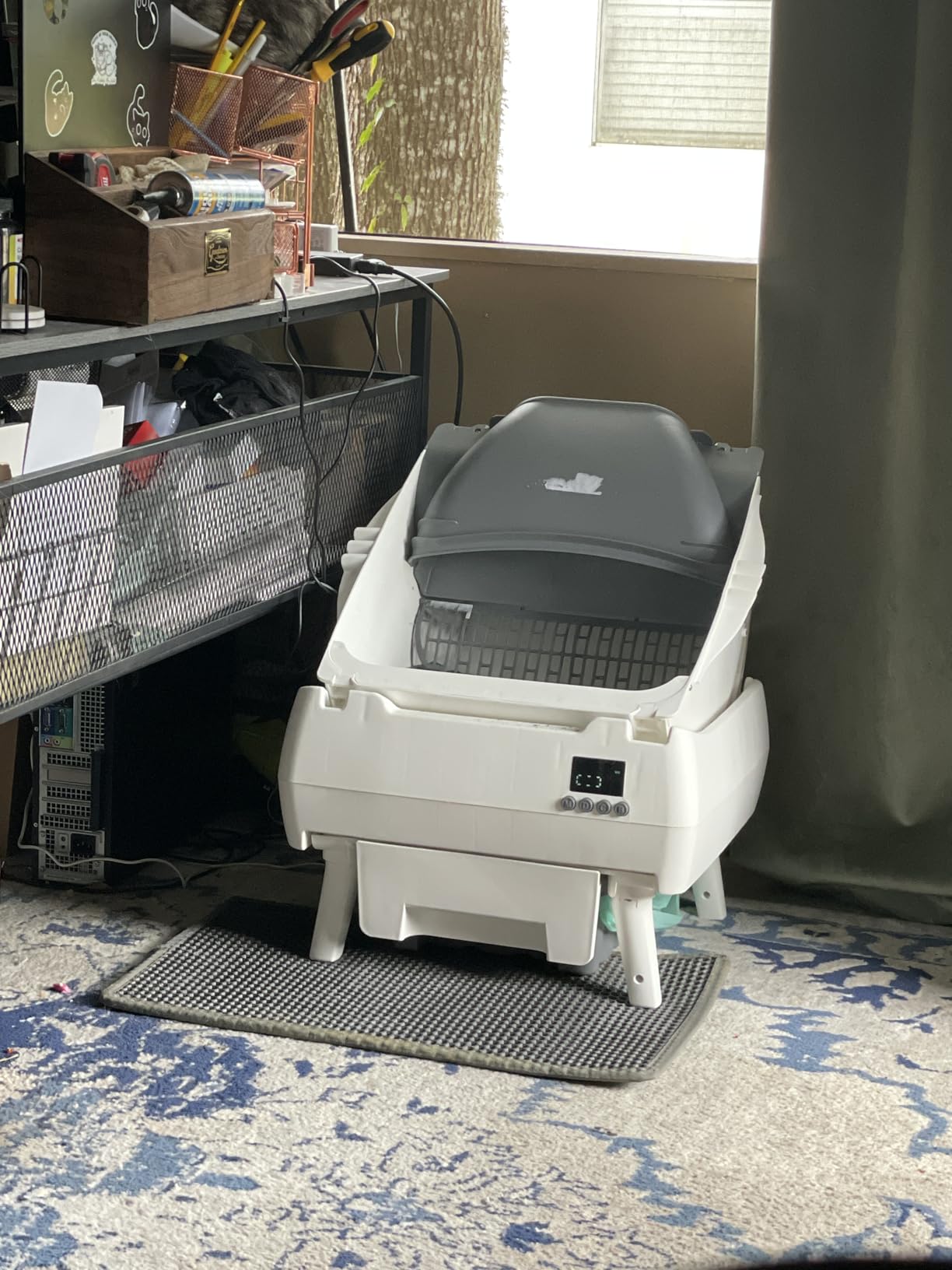 Automatic Cat Litter Box Self Cleaning - App Control, Open-Design, Smart Health Monitor, Suitable for Medium Cats and Kittens, Anti-Pinch Safety, Quiet Operation customer photo 2
