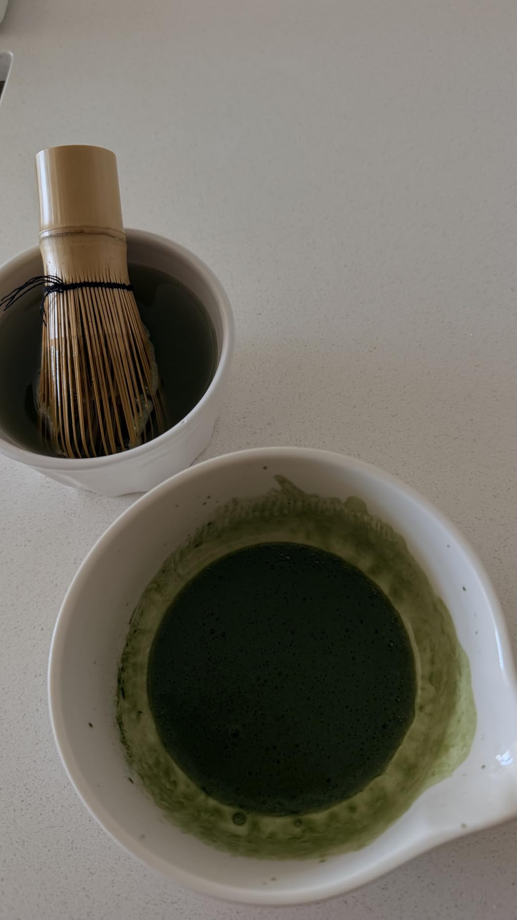 Dayacoco Matcha Whisk Set,Ceramic Matcha Kit Set Includes Bowl with Spout, Whisk,Holder,Bamboo Scoop and Sifter,5 pcs Matcha Tea Kit for Matcha Lovers, Ideal Gift for Christmas, Birthday (Green) customer photo 1