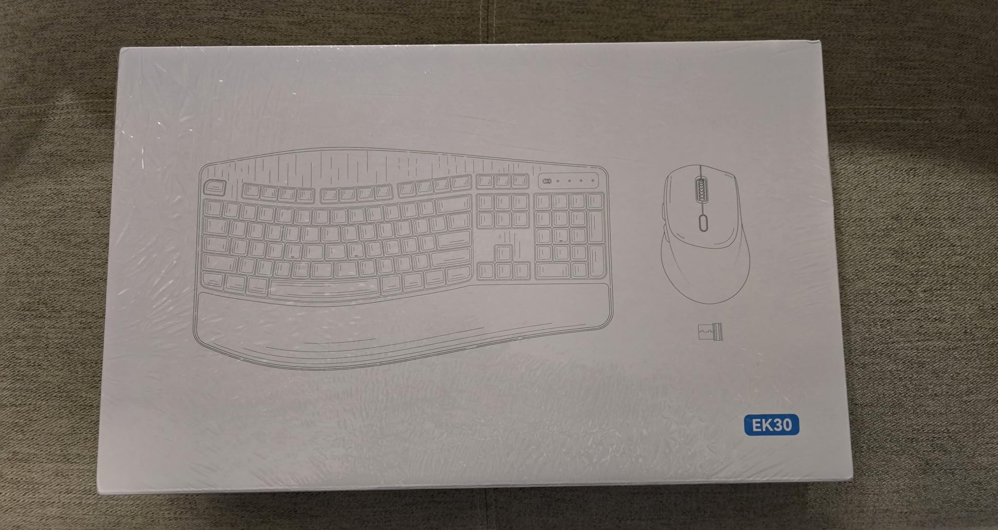 Wireless Keyboard and Mouse Combo,2.4G Full Size Wave Keys Ergonomic Keyboard with Wrist Rest for Natural Typing, 3 DPI Adjustable Ergonomic Silent Mouse for Computer/Laptop/Windows/Mac (Gray) customer photo 1