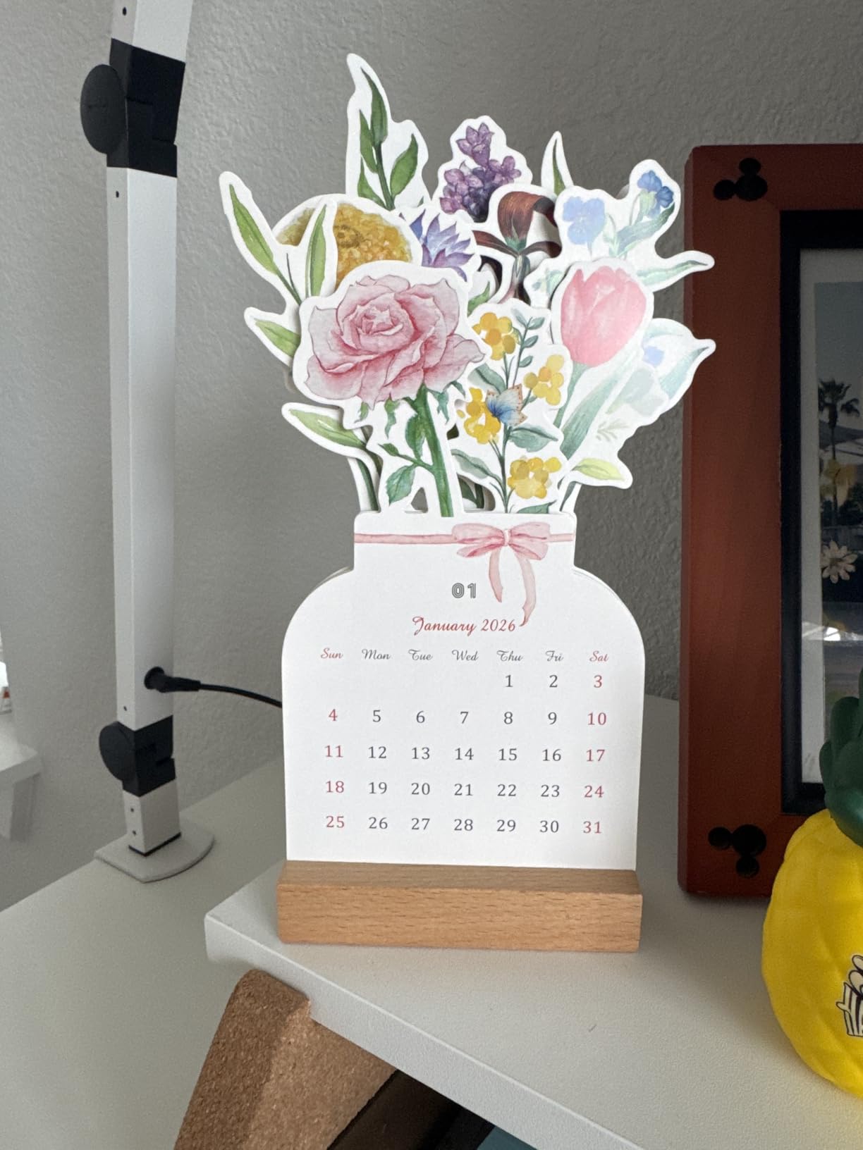 2026 Creative Flower Desk Calendar, Vase Shaped New Year Monthly Calendar Planner 3.9