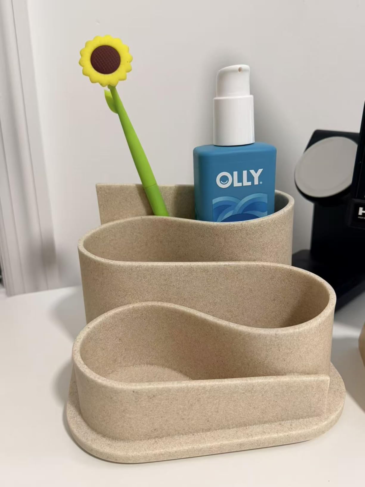 OAKOA Aesthetic Desk Organizer - Aesthetic Office Desk Accessories - Boho Pen Holder - Neutral Beige Desk Accessories - Home Office Essentials for Women - Cute Pencil Holder customer photo 1