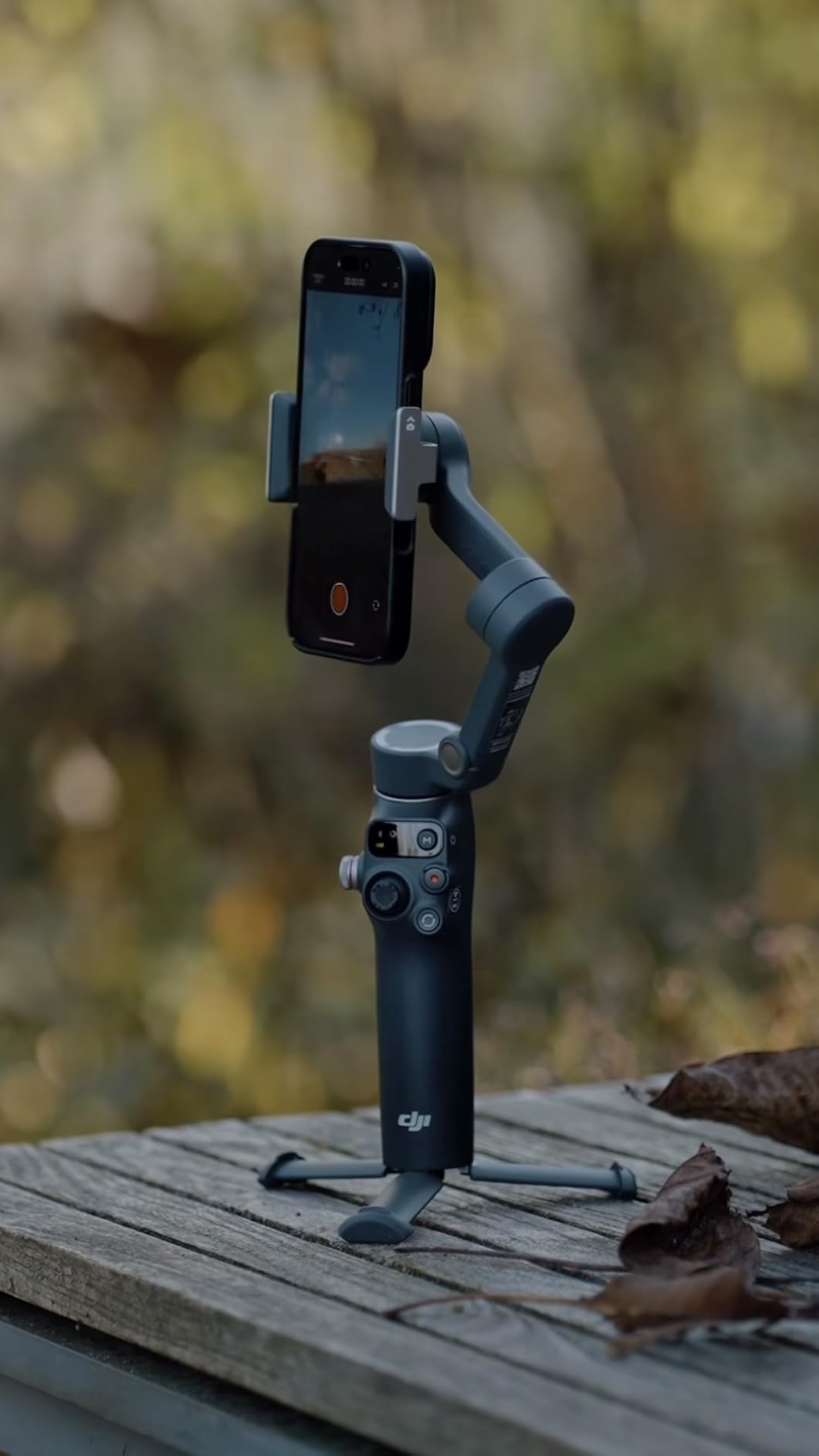 DJI Osmo Mobile 8 Advanced Tracking Combo Gimbal Stabilizer for Phone, AI Native Tracking with Audio & Lighting, 360° Pan Rotation, Built-in Extension Rod & Tripod, 10h Battery, Extension Rod customer photo 2