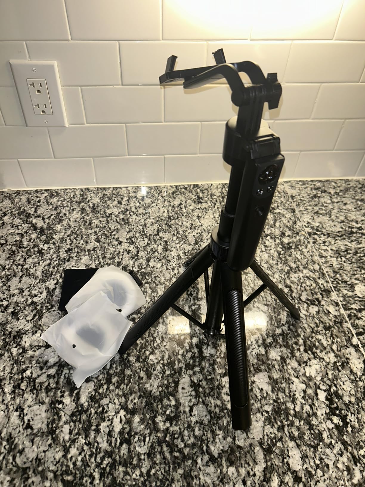 Vlogging Kit for iPhone/Android, 63Auto Face Tracking Tripod for iPhone with Light, Microphones, Scrolling Remote Control for TikTok, Content Creator Kit for YouTube Starter Live Streaming customer photo 2