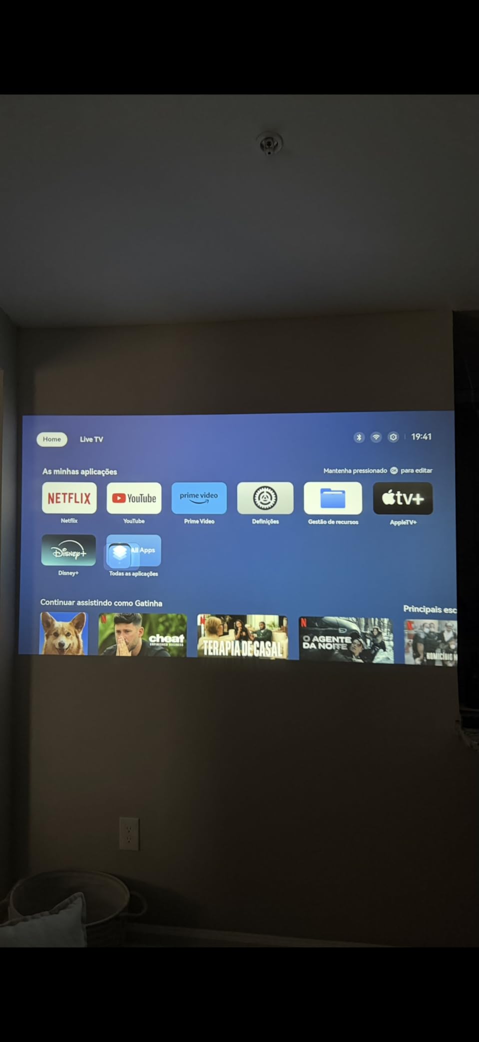 [Short Throw/1200ANSI/Built in Apps] 4K Outdoor Projector with WiFi and Bluetooth, Auto Focus Projector with Dual-Mode Stand, Smart Portable Proyector with Netflix/YouTube/PrimeVideo & Dolby customer photo 1