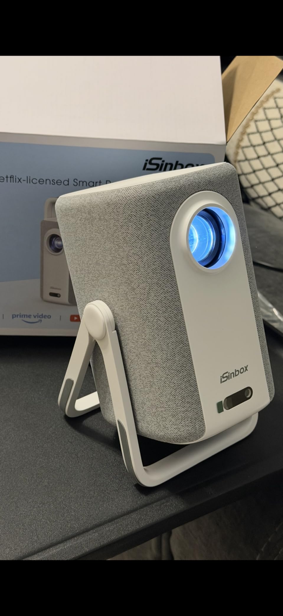 [Short Throw/1200ANSI/Built in Apps] 4K Outdoor Projector with WiFi and Bluetooth, Auto Focus Projector with Dual-Mode Stand, Smart Portable Proyector with Netflix/YouTube/PrimeVideo & Dolby customer photo 2