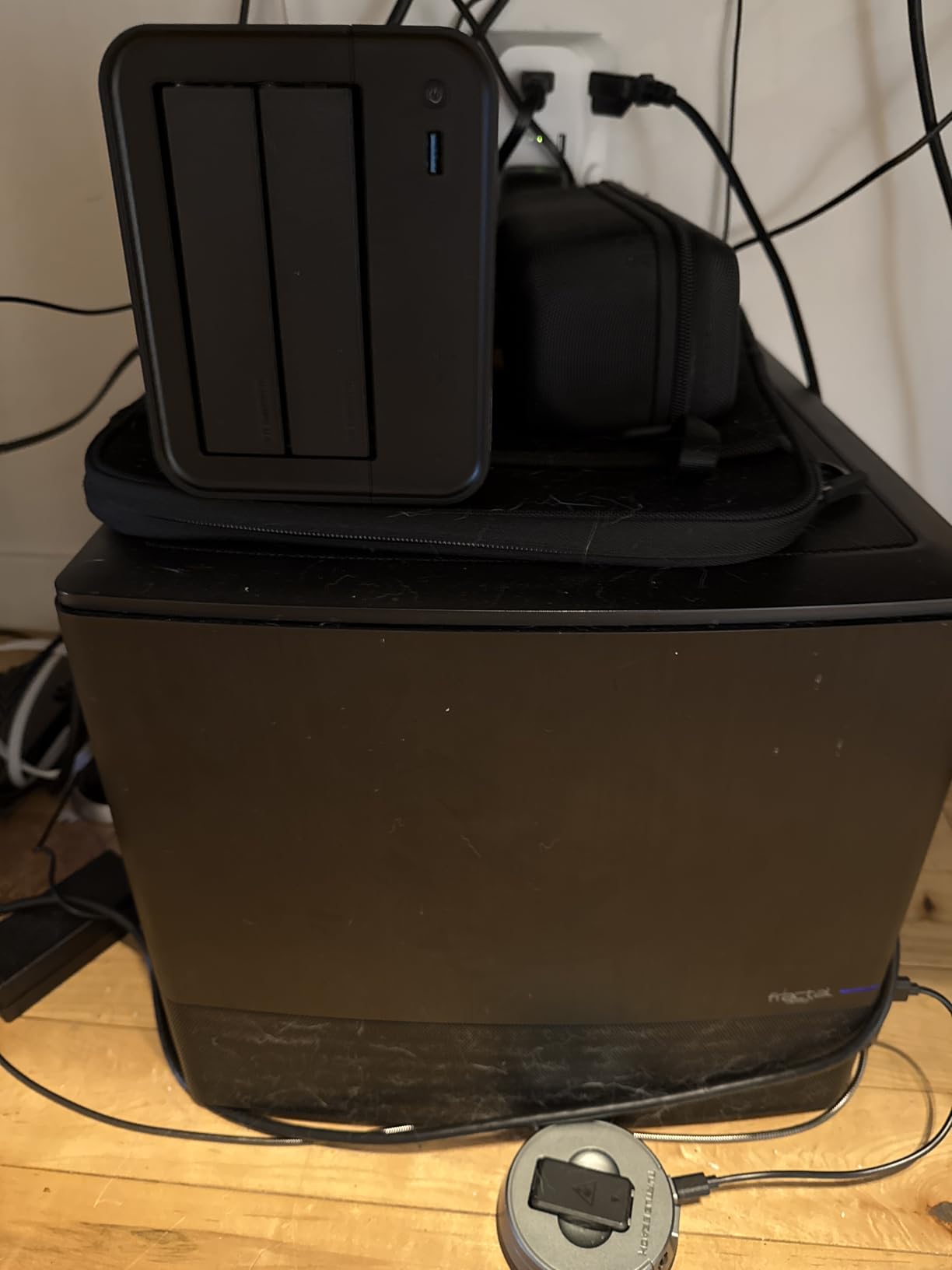 TerraMaster F4-425 4-Bay NAS Storage - Intel x86 Quad-Core CPU, 4GB RAM, 2.5GbE LAN customer photo 2