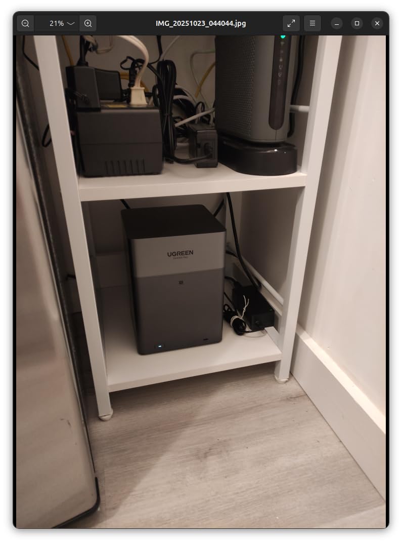 UGREEN NAS DH2300 2-Bay Desktop NASync, Support Capacity 64TB (Diskless), Remote Access, AI Photo Album, Beginner Friendly System, 4GB RAM on Board, 1GbE, 4K HDMI, Network Attached Storage (Diskless) customer photo 2