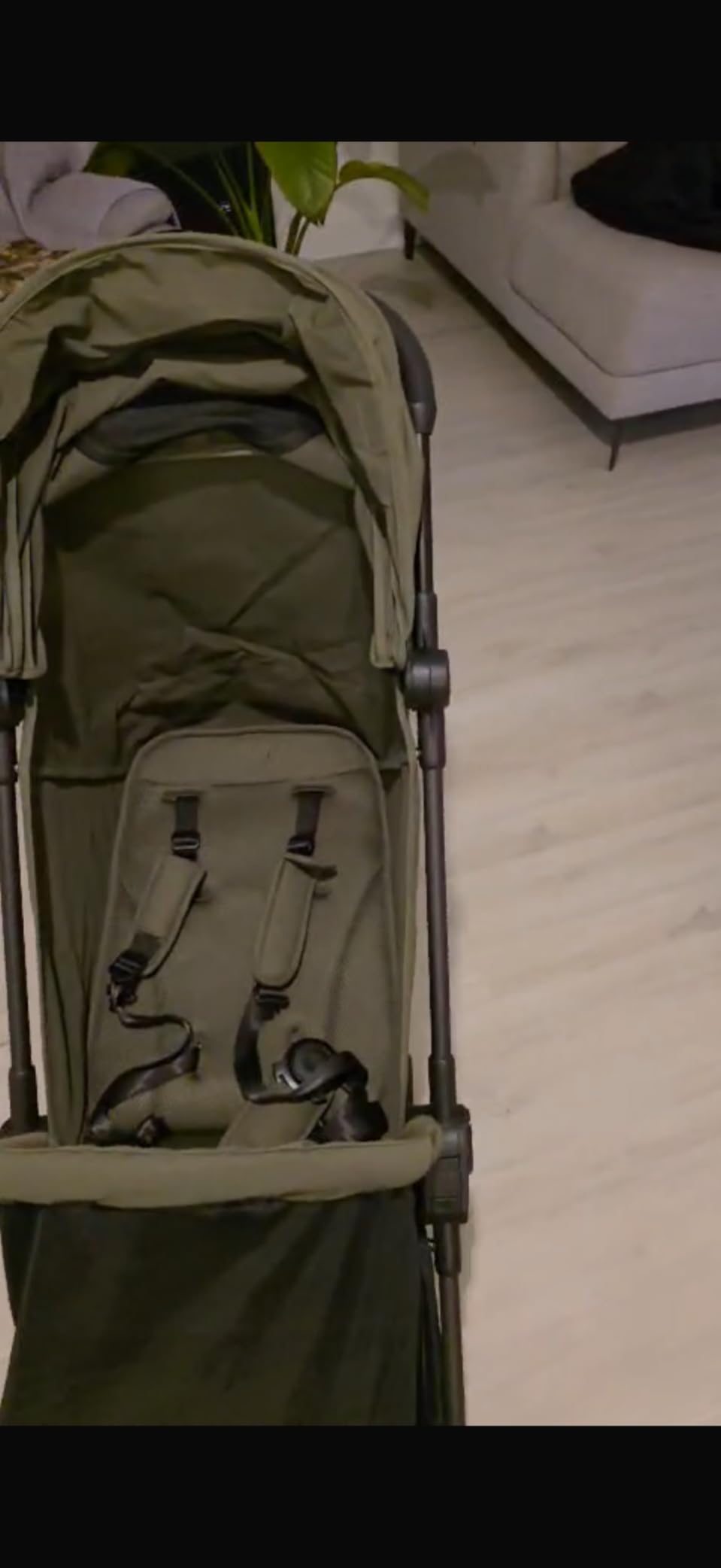 Mompush Nexis Carbon Travel Stroller, Ultra-Lightweight 11.5 lbs, Compact & Airplane Carry-On Approved, One-Second Auto-Fold, One-Hand Full Recline, from Birth to 50 lbs, JPMA Certified customer photo 1